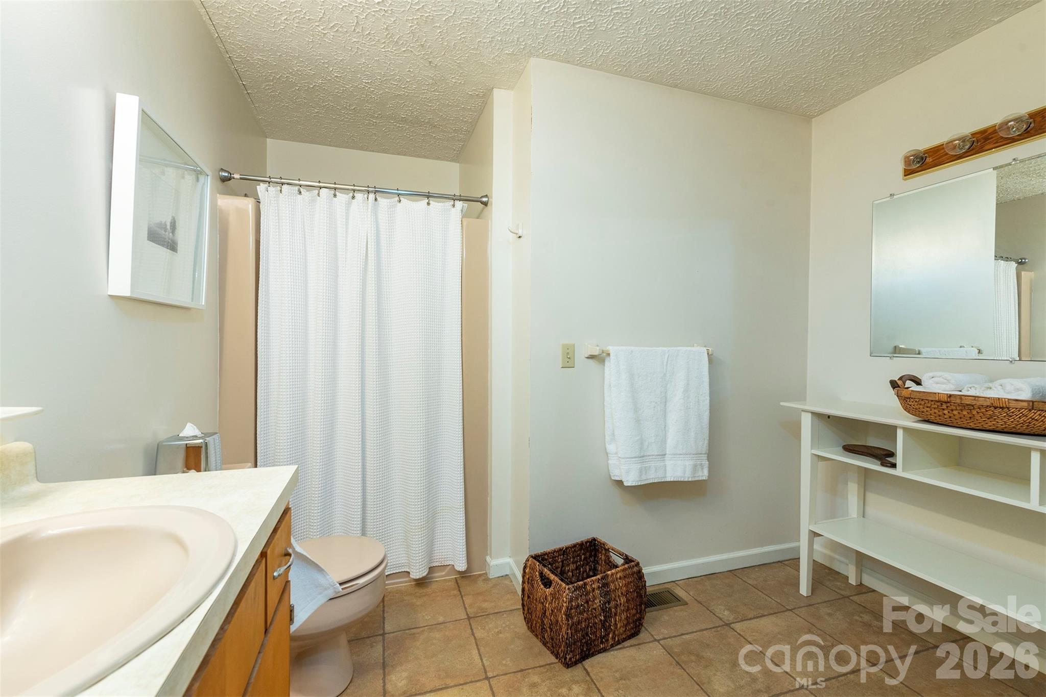 290 Patton Hill Road — Swannanoa