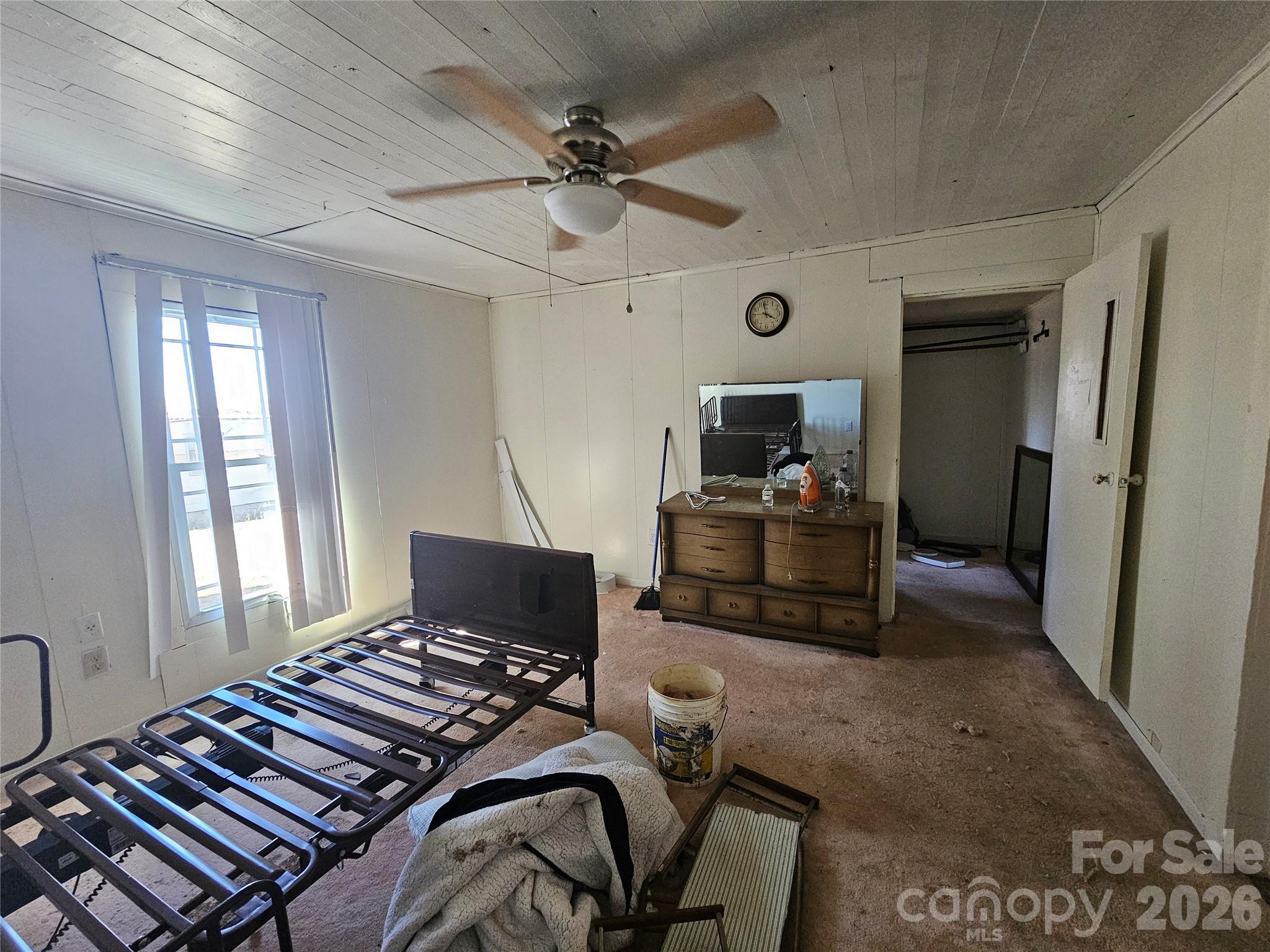 126 Susan Road — Casar