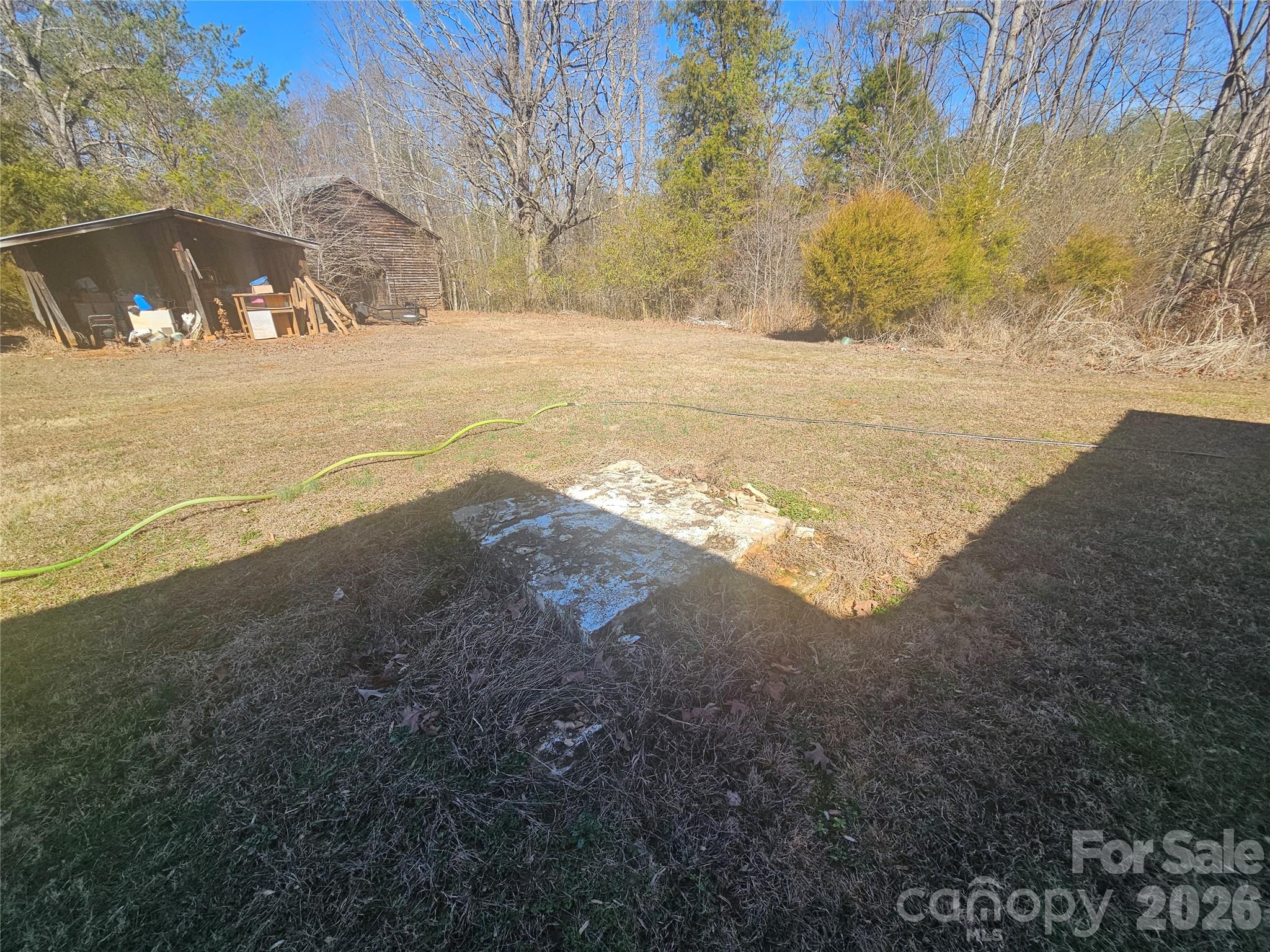 126 Susan Road — Casar