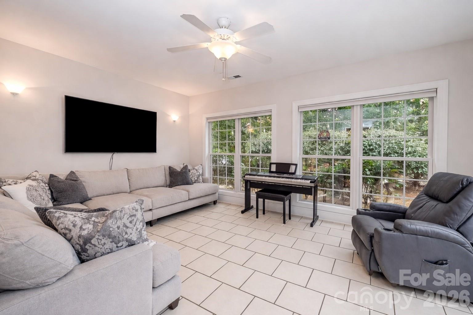 176 Patternote Road — Mooresville