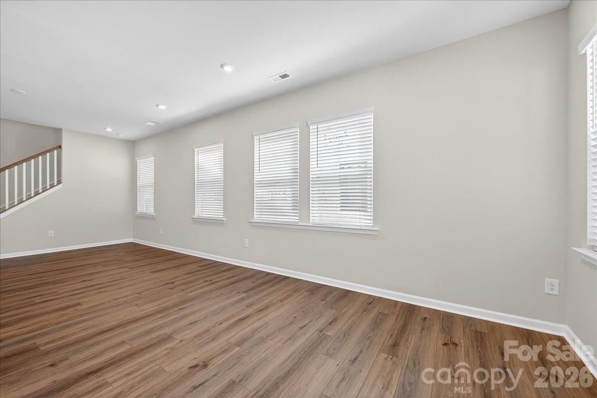 8426 Discovery Lane — Charlotte