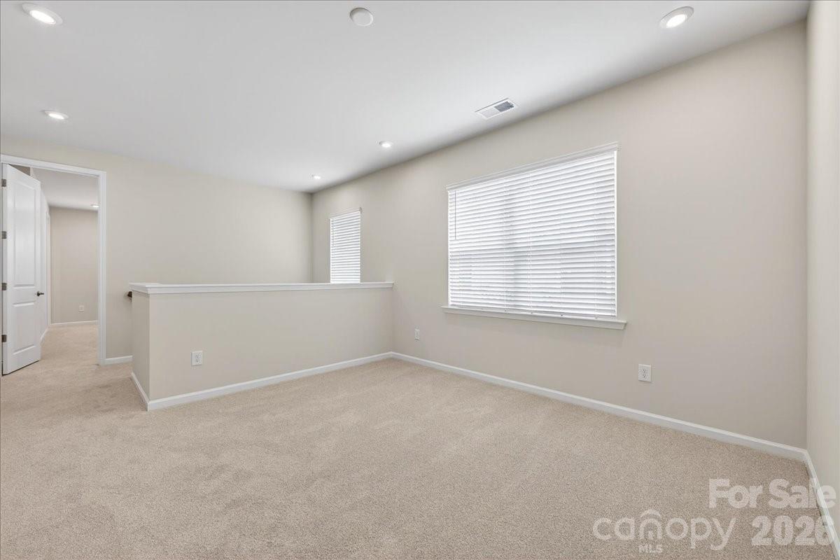 8426 Discovery Lane — Charlotte