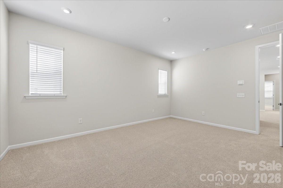 8426 Discovery Lane — Charlotte