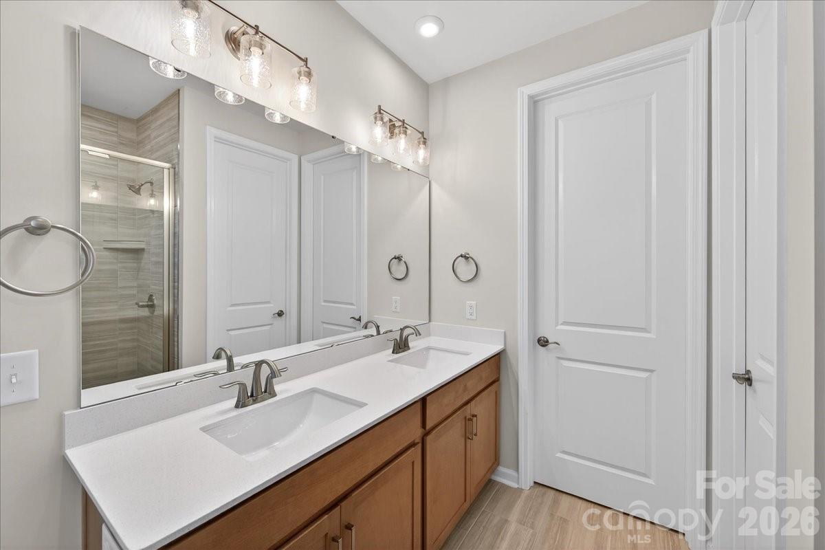 8426 Discovery Lane — Charlotte