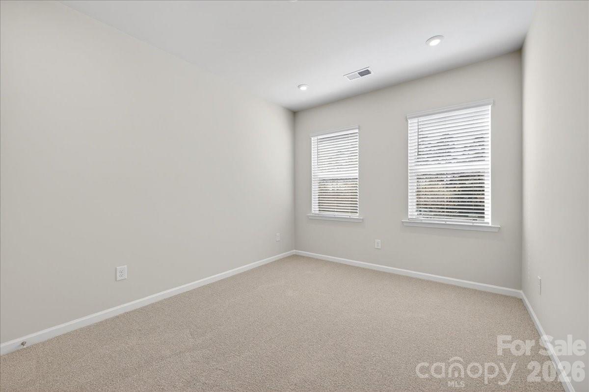 8426 Discovery Lane — Charlotte