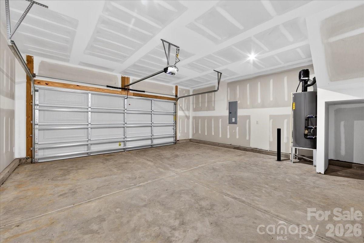 8426 Discovery Lane — Charlotte