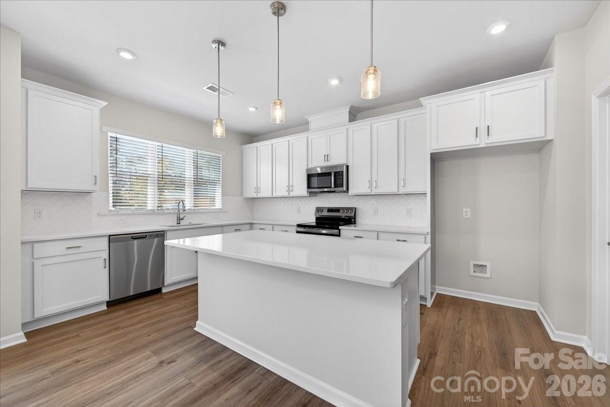 8426 Discovery Lane — Charlotte