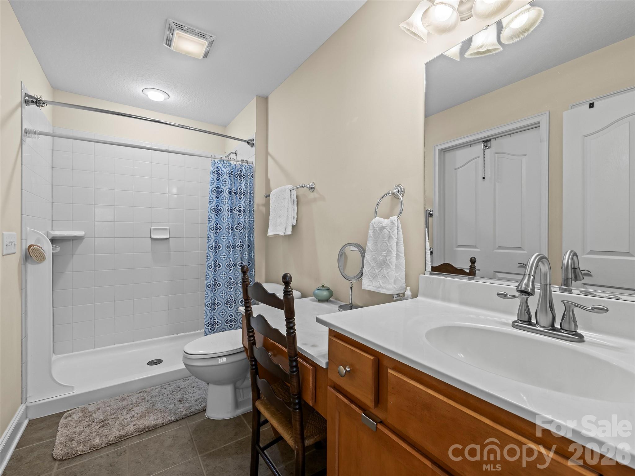 81 Outlook Circle — Swannanoa