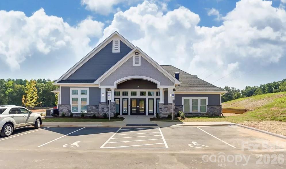 1321 Knob Creek Drive — Gastonia