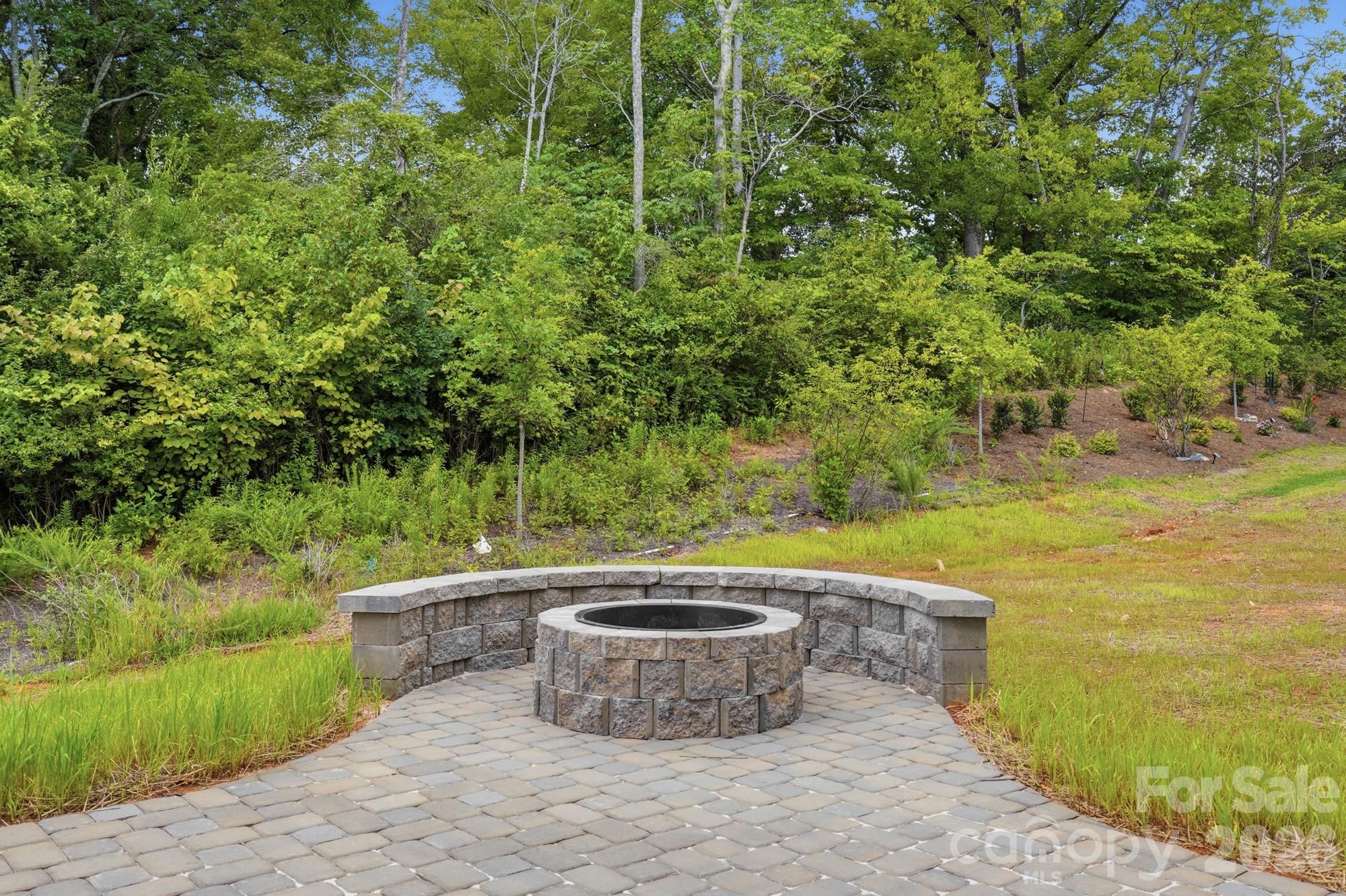 1321 Knob Creek Drive — Gastonia