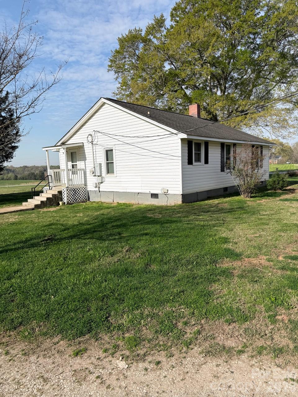 2114 Shelby Highway — Blacksburg
