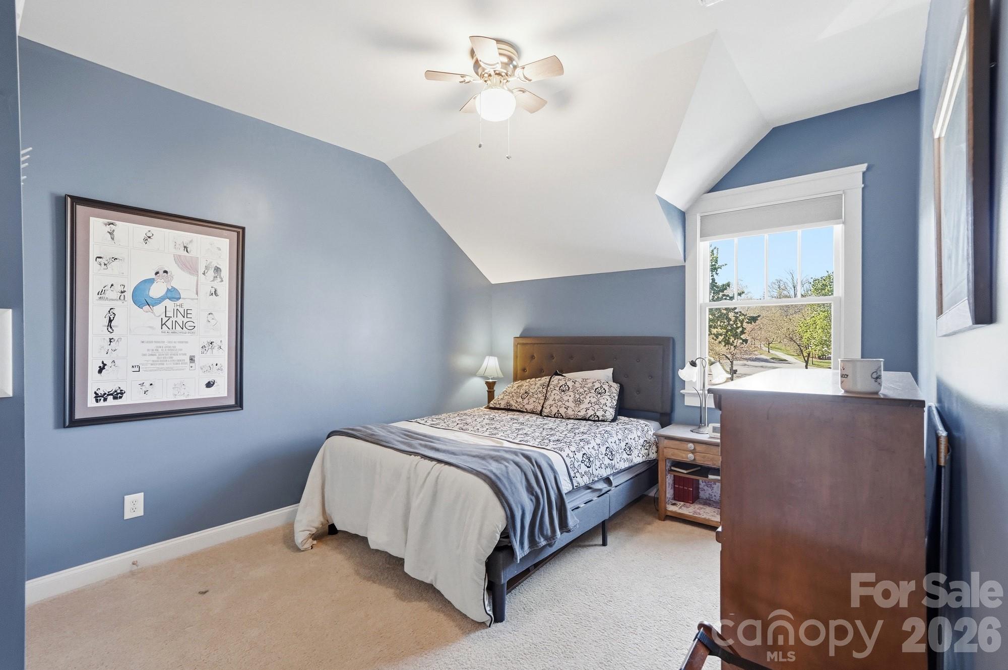 10238 Edgecliff Road — Huntersville