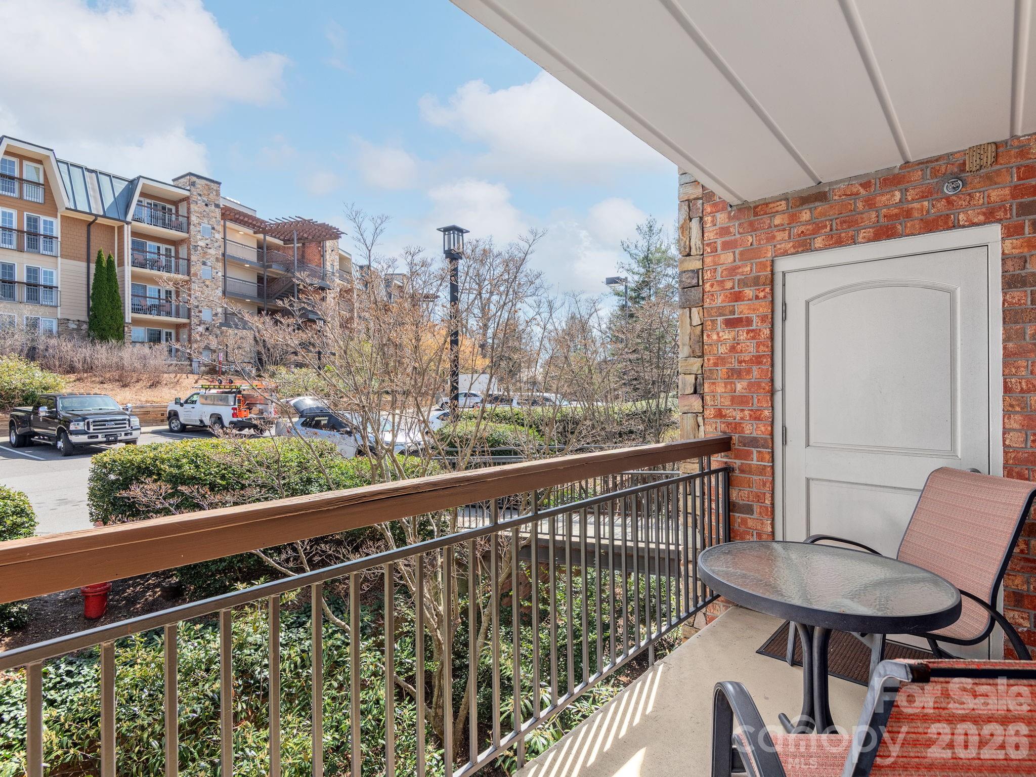 307 Bowling Park Road — Asheville