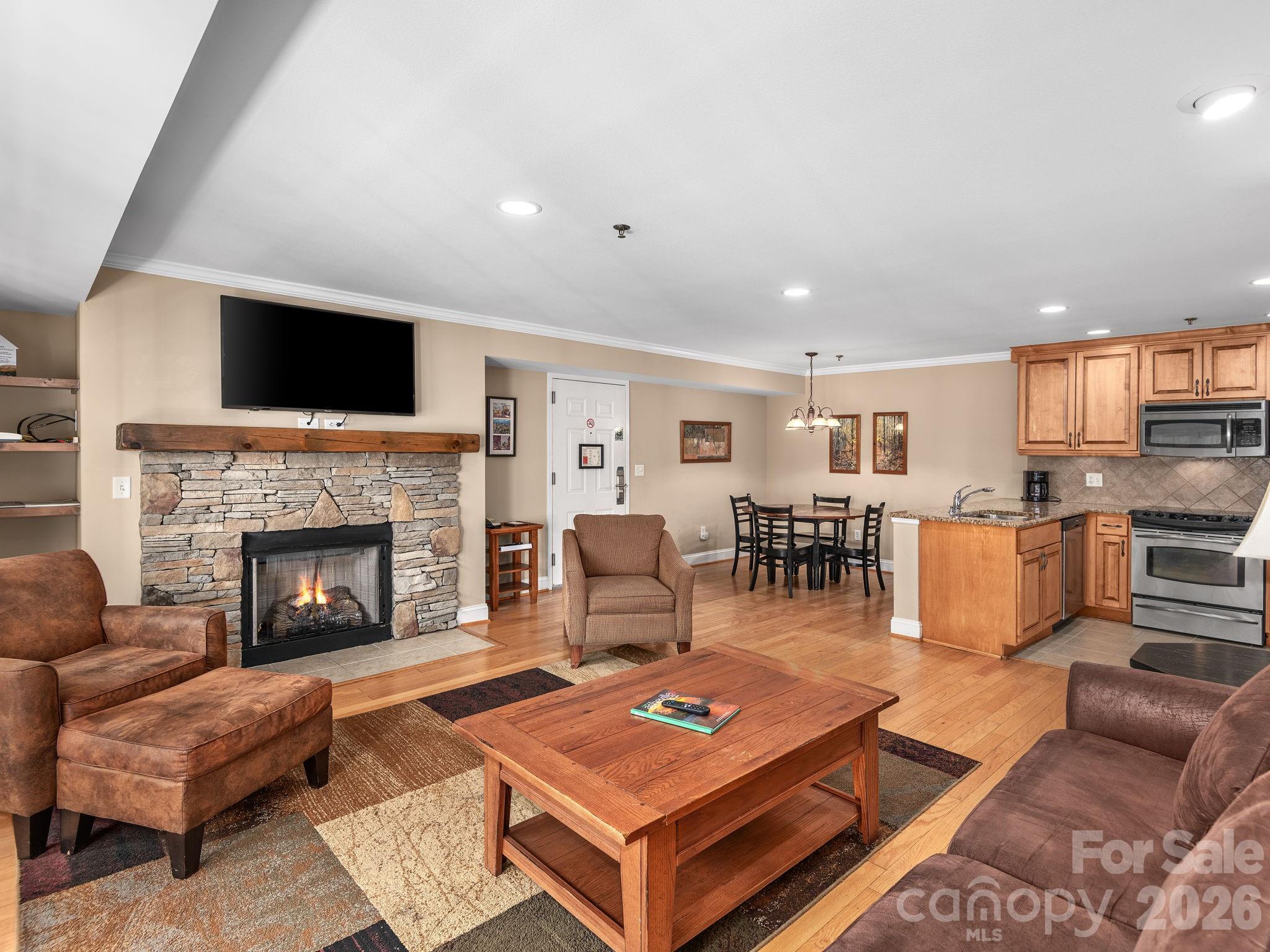 307 Bowling Park Road — Asheville