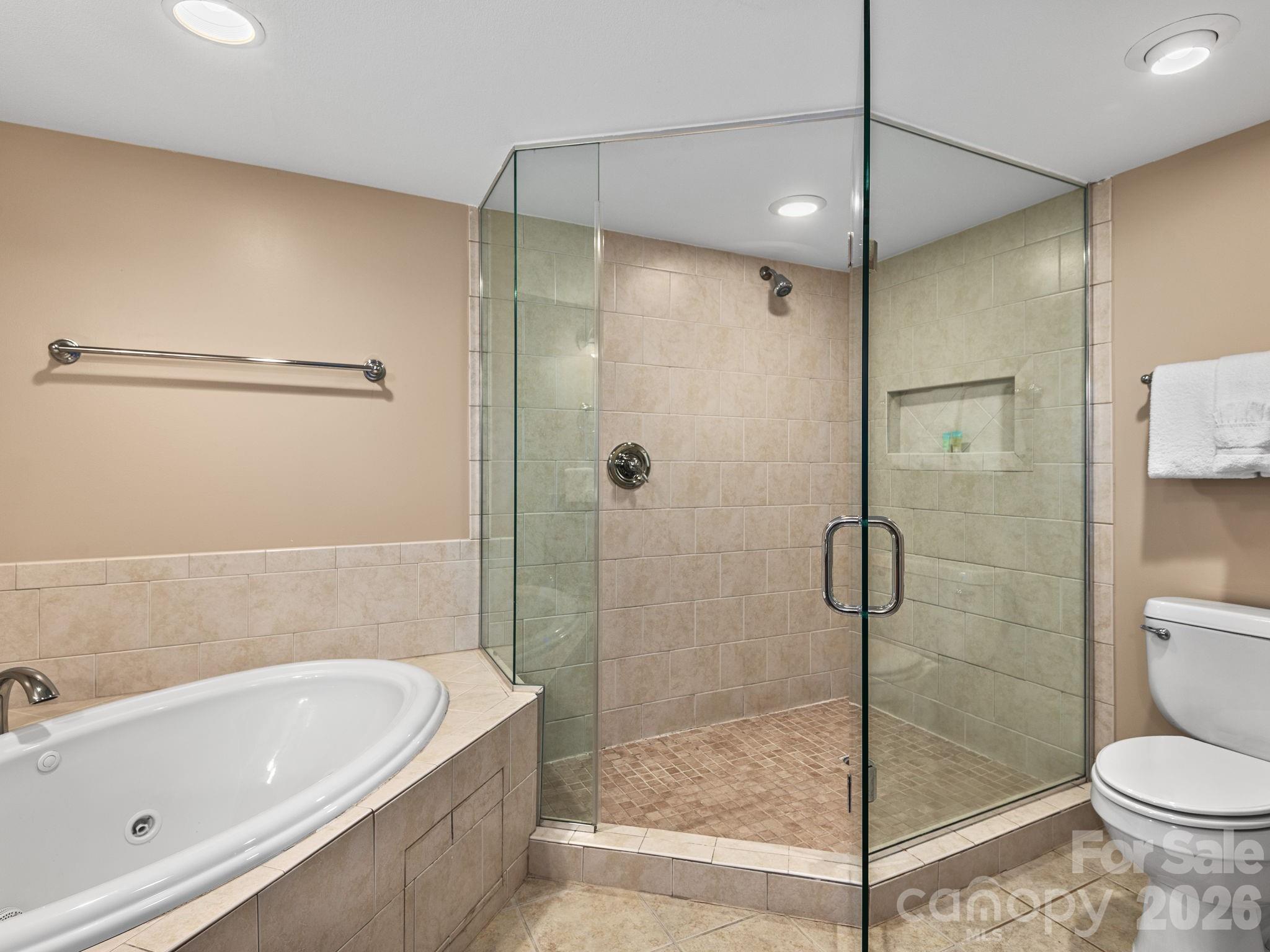 307 Bowling Park Road — Asheville