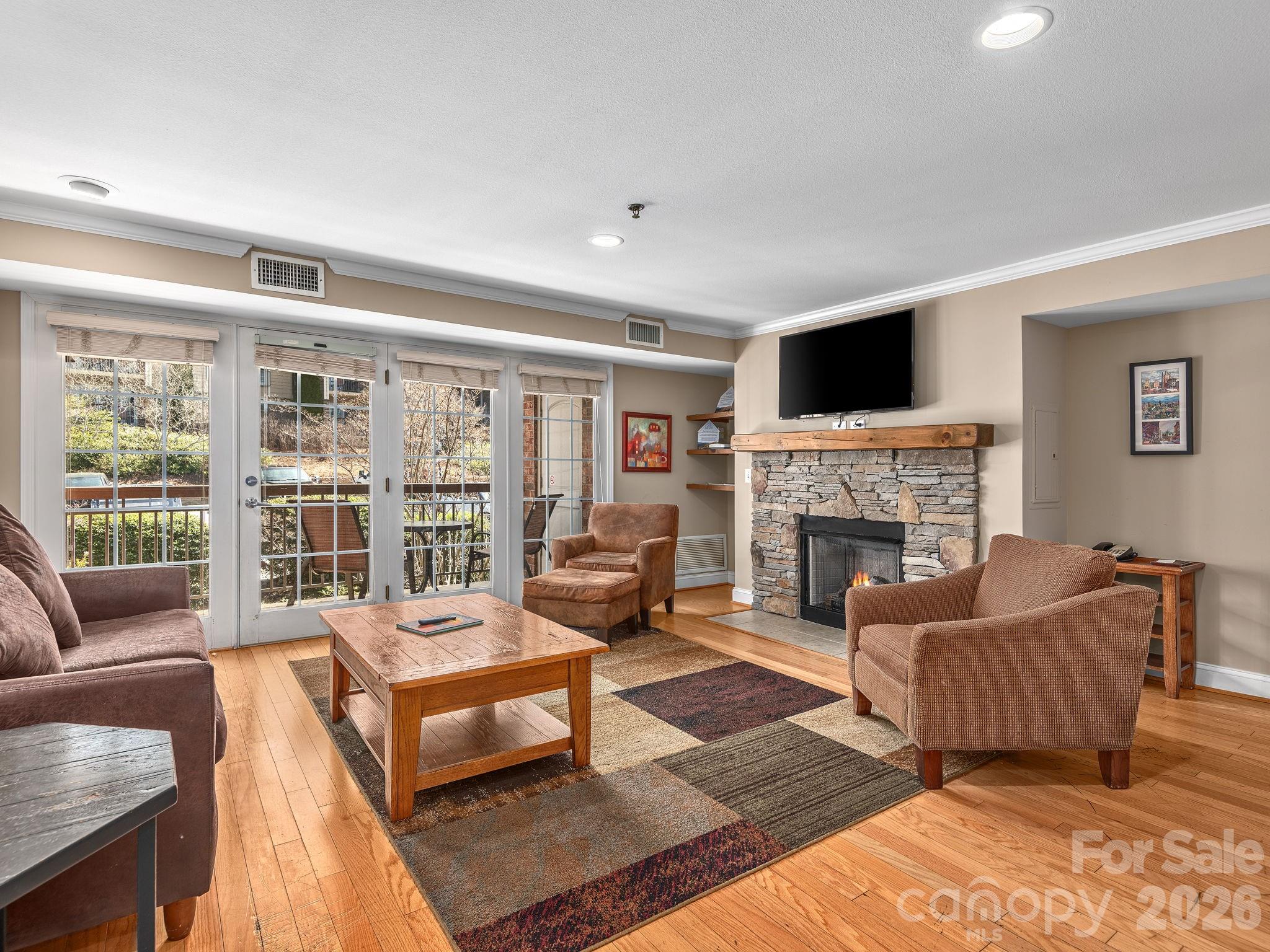 307 Bowling Park Road — Asheville