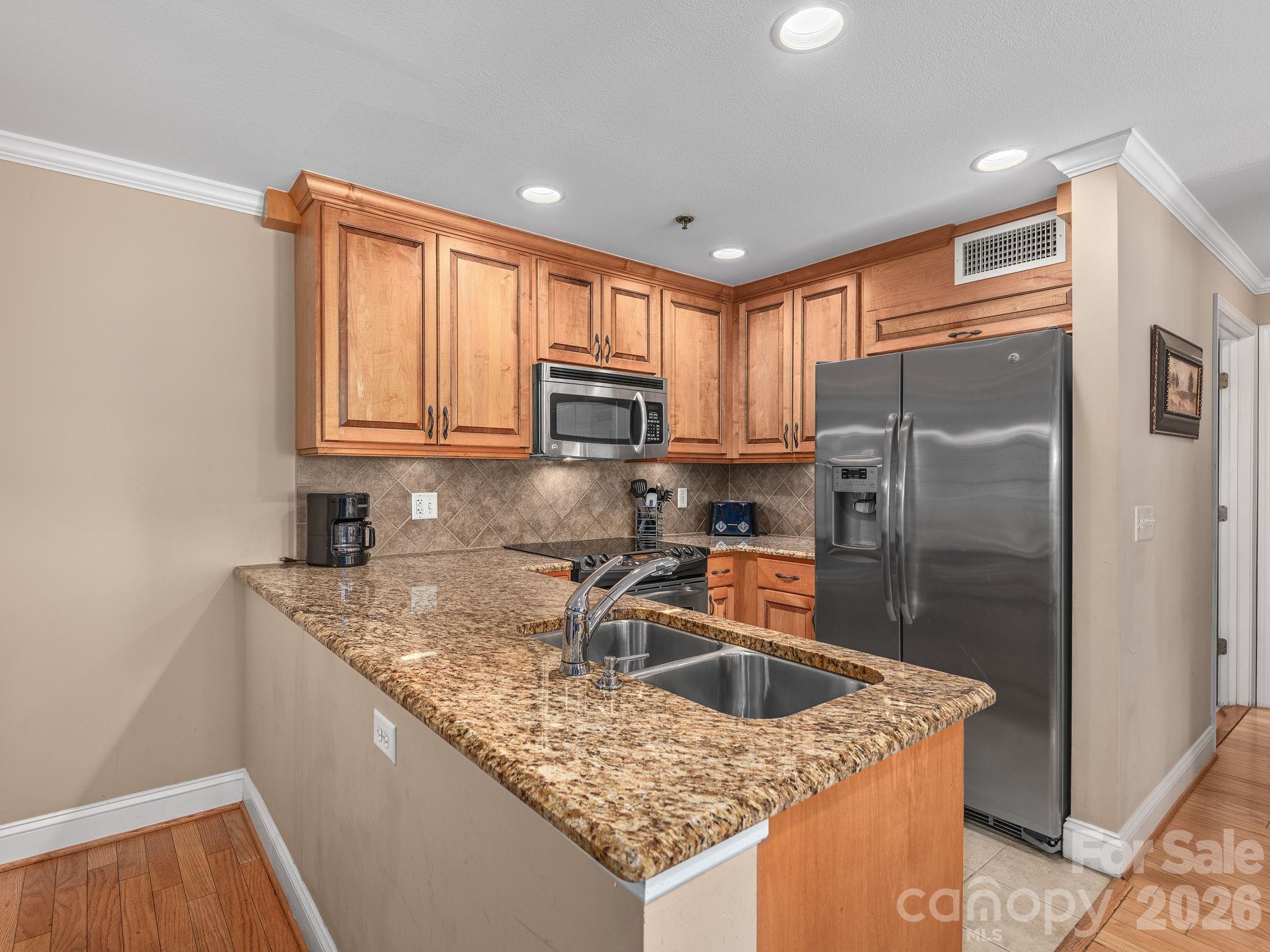 307 Bowling Park Road — Asheville