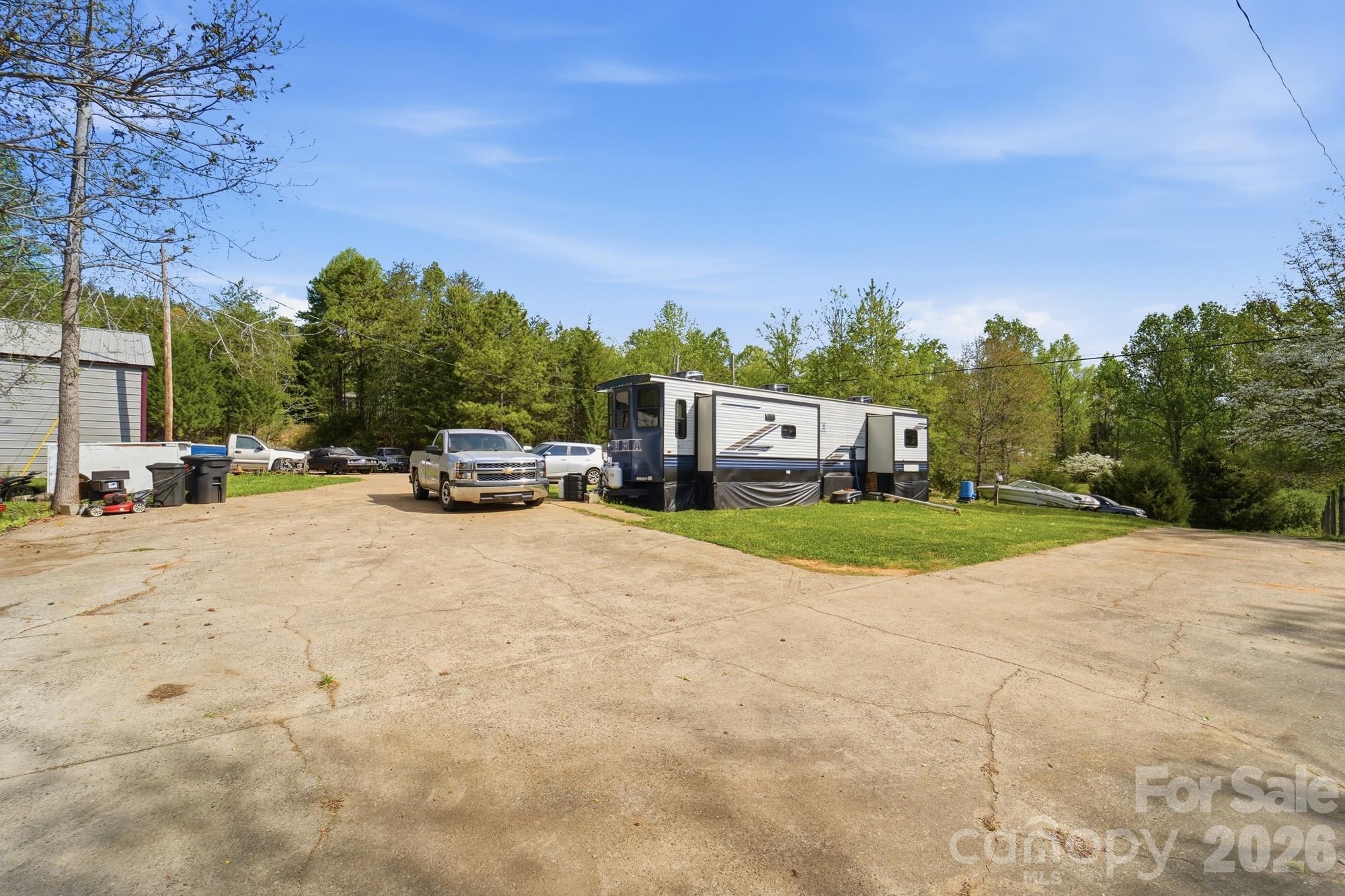 215 Jim Patterson Road — Kings Mountain