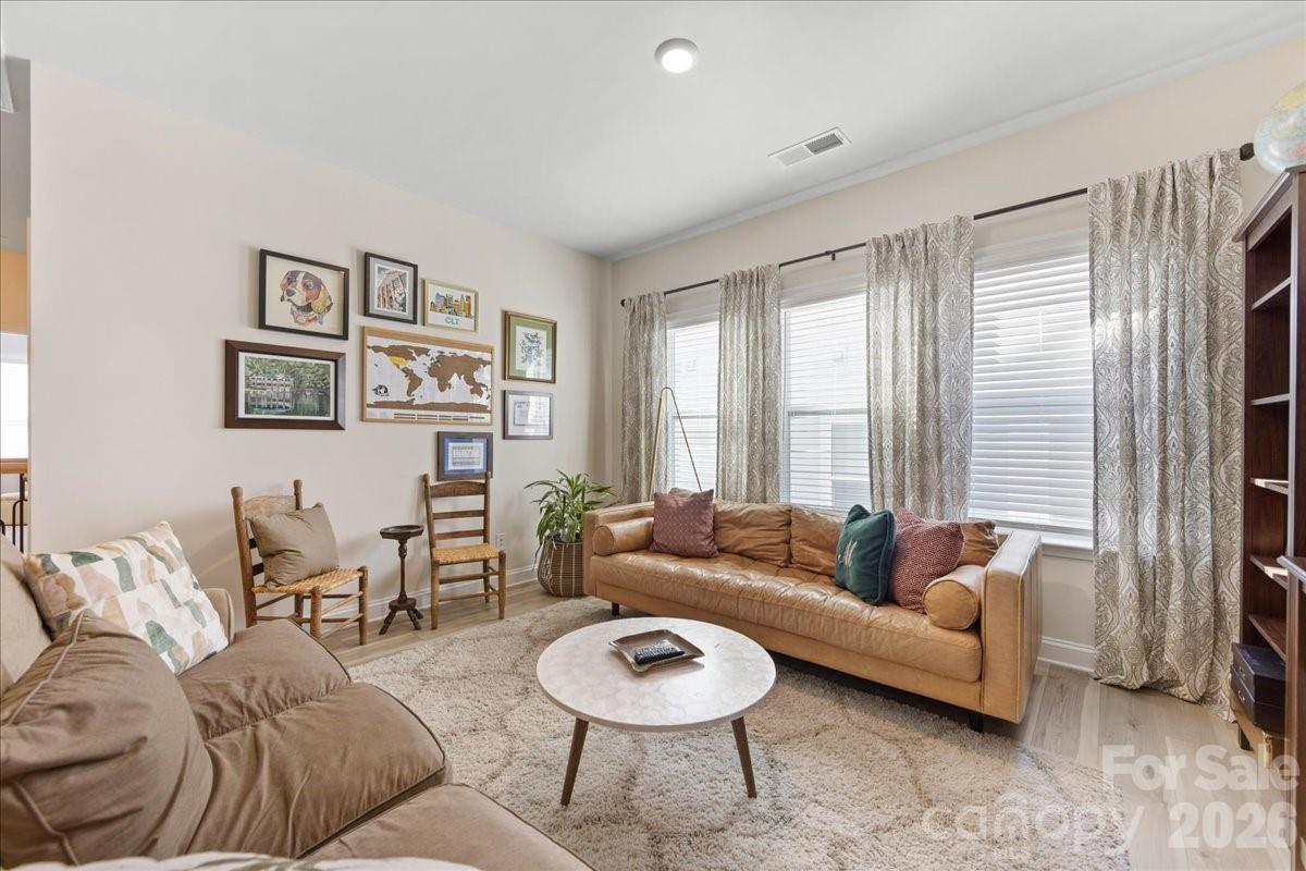 1241 Drummond Avenue — Charlotte
