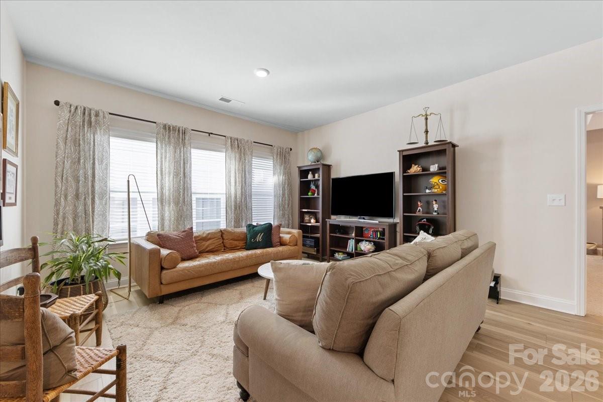 1241 Drummond Avenue — Charlotte