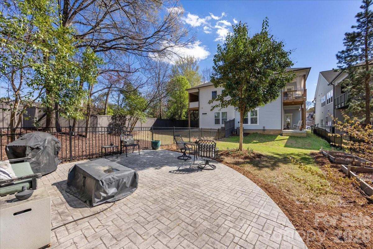 1241 Drummond Avenue — Charlotte