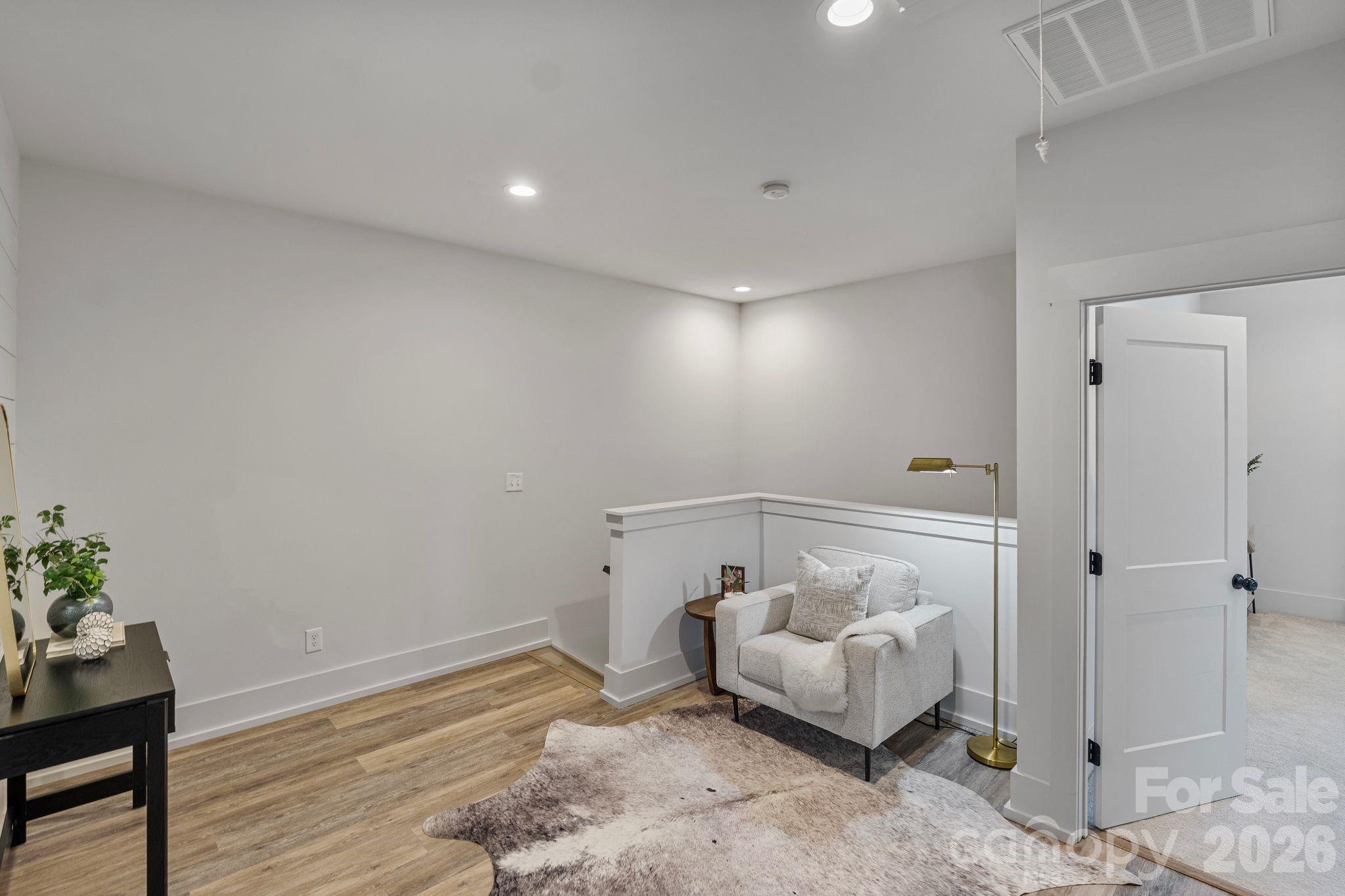 3017 Palm Avenue — Charlotte