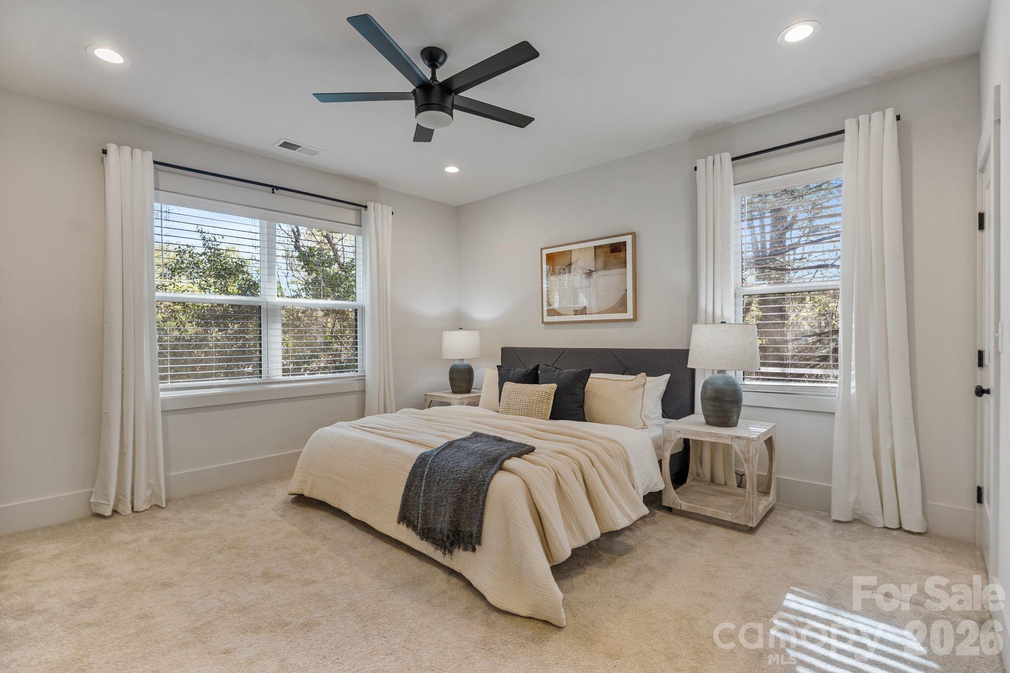 3017 Palm Avenue — Charlotte