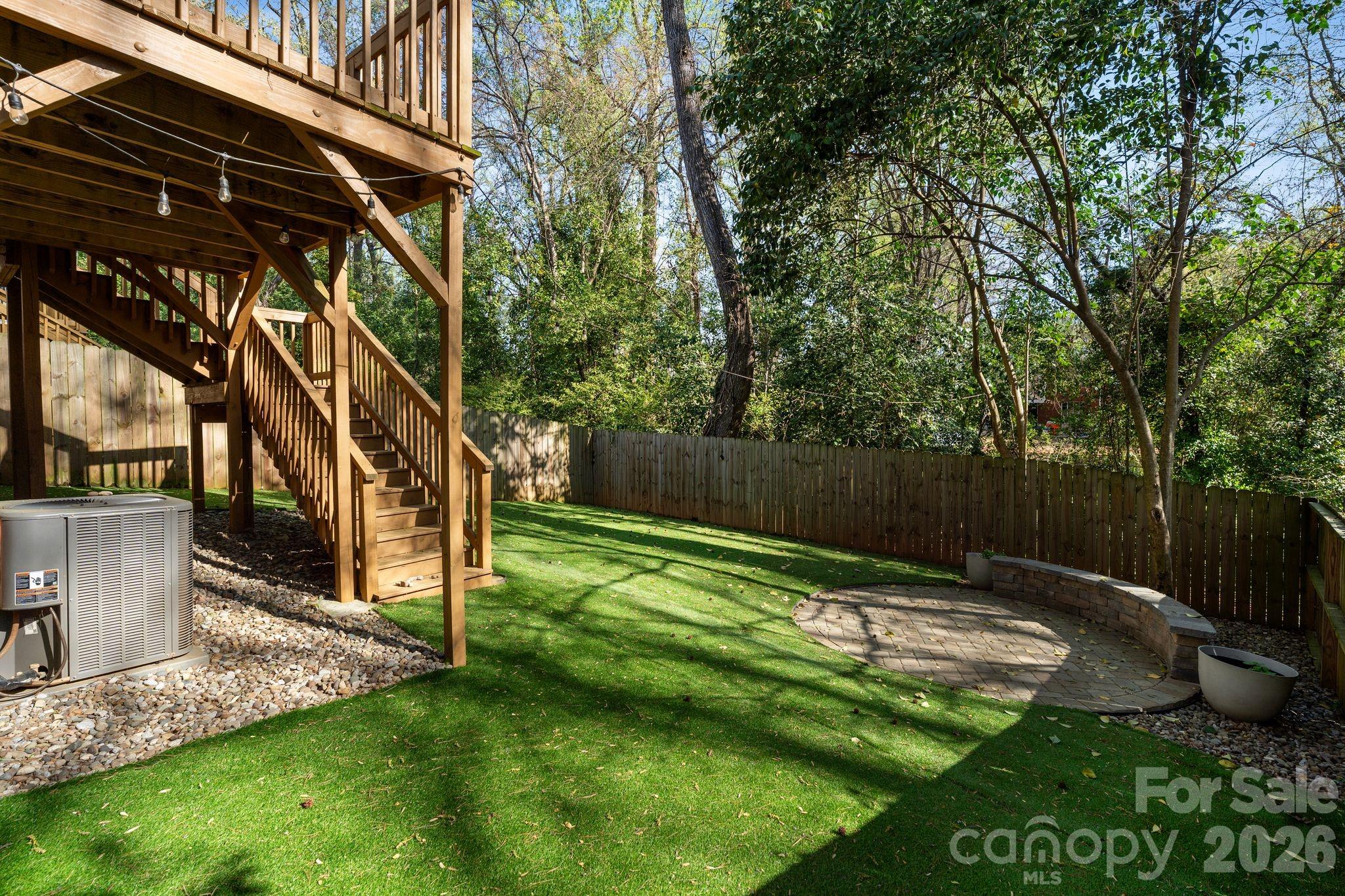 3017 Palm Avenue — Charlotte