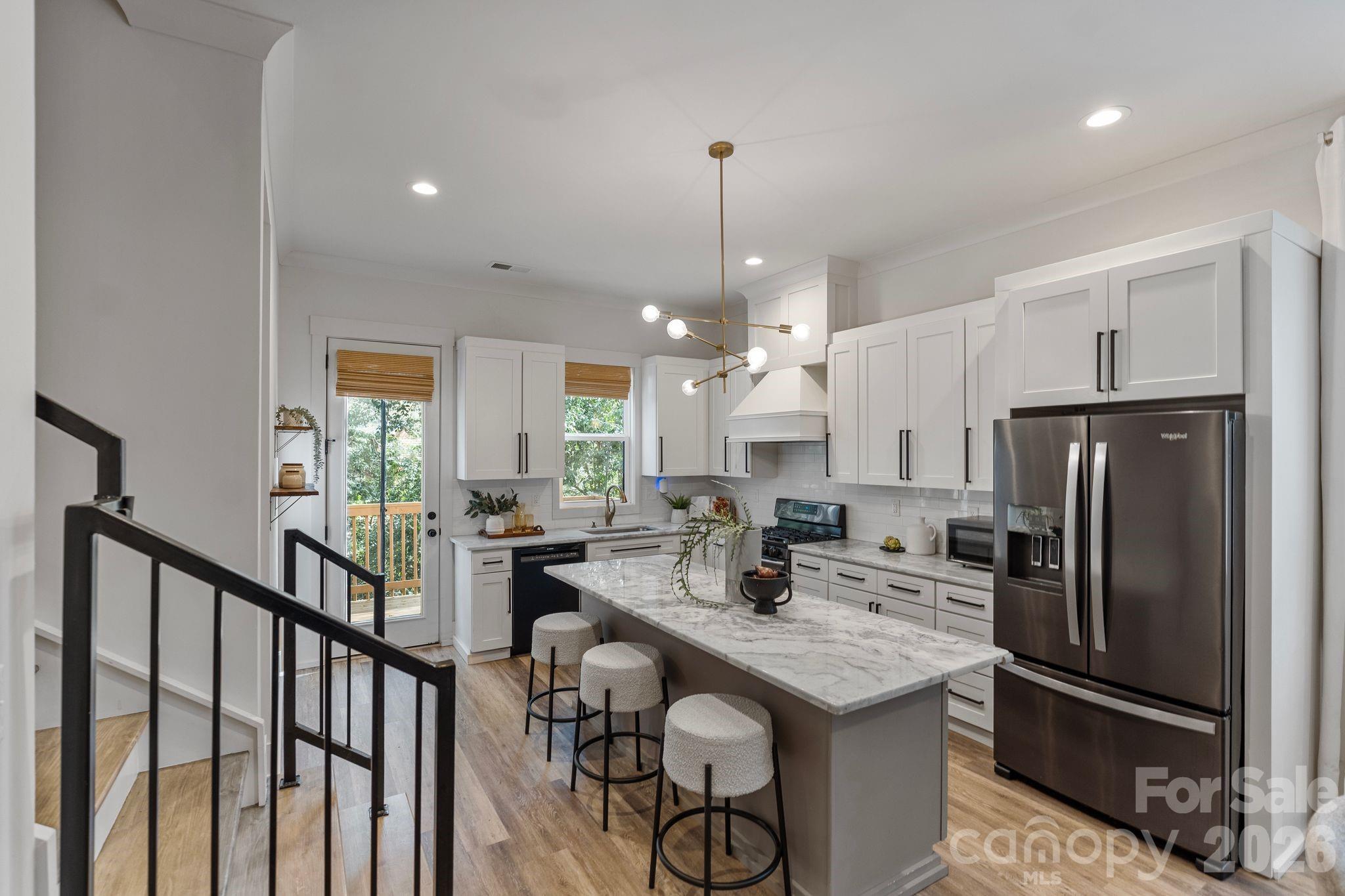 3017 Palm Avenue — Charlotte