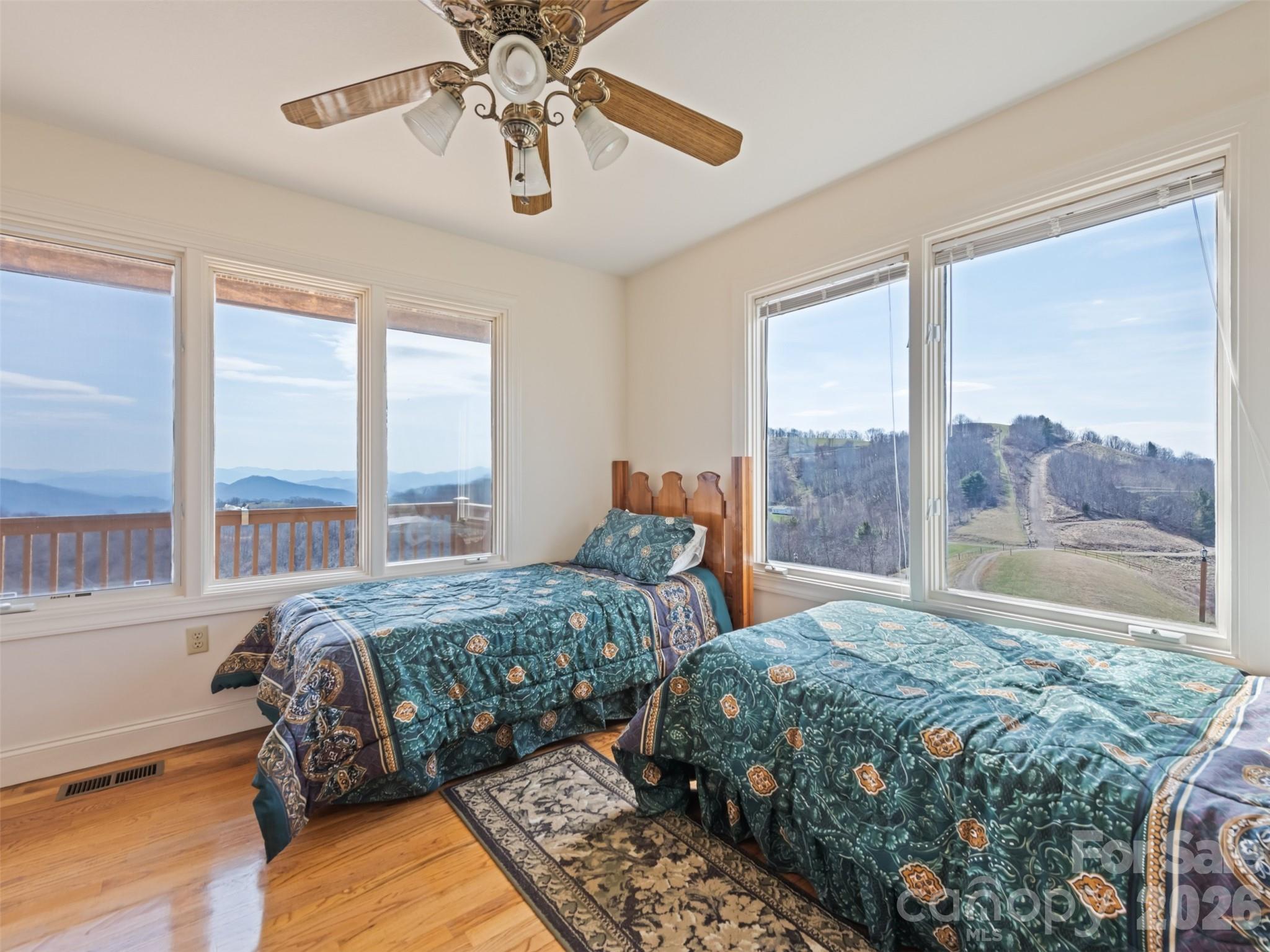 1007 Turkey Trot Road — Clyde