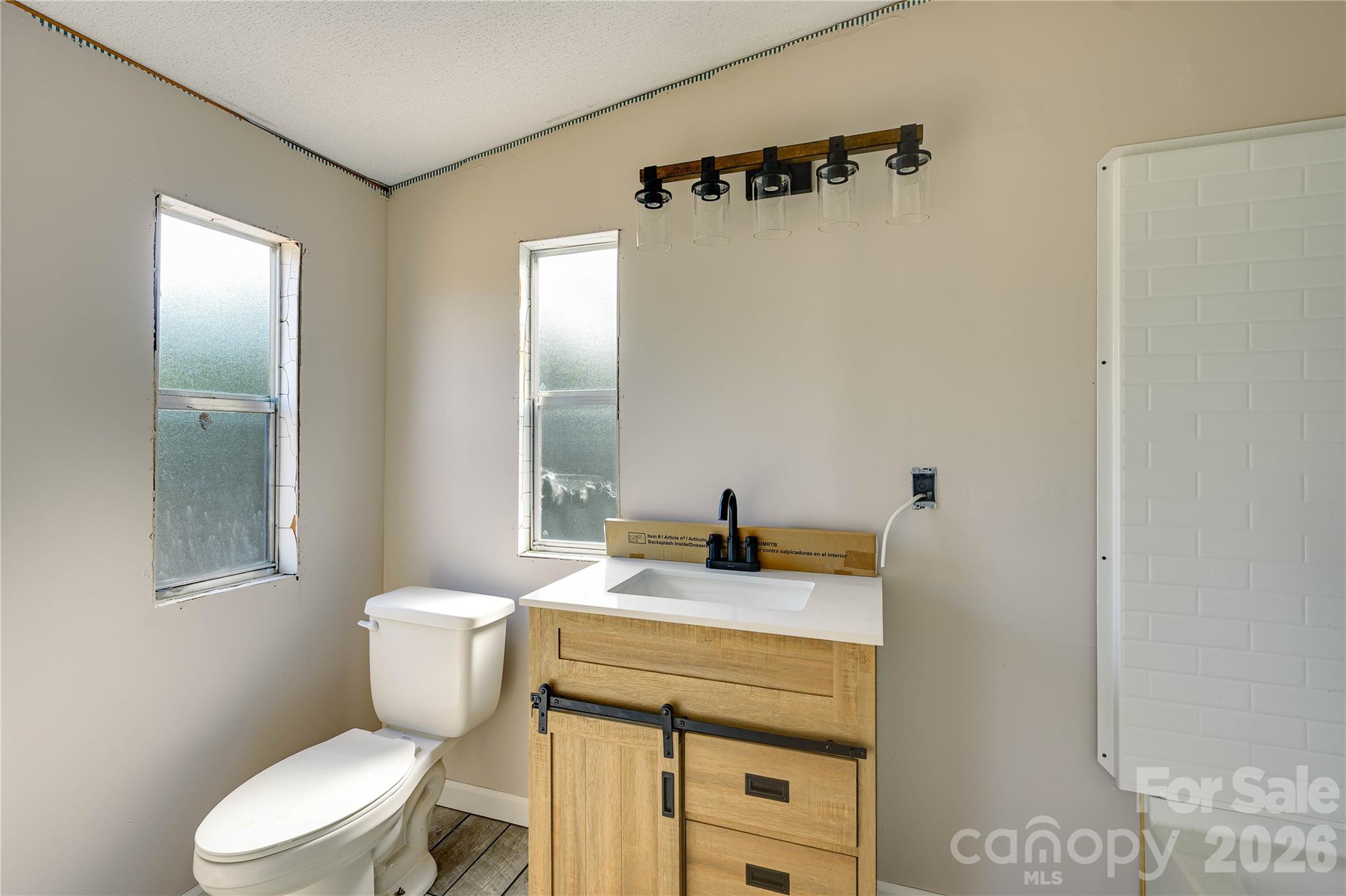 143 W Forest View Lane — Mooresboro