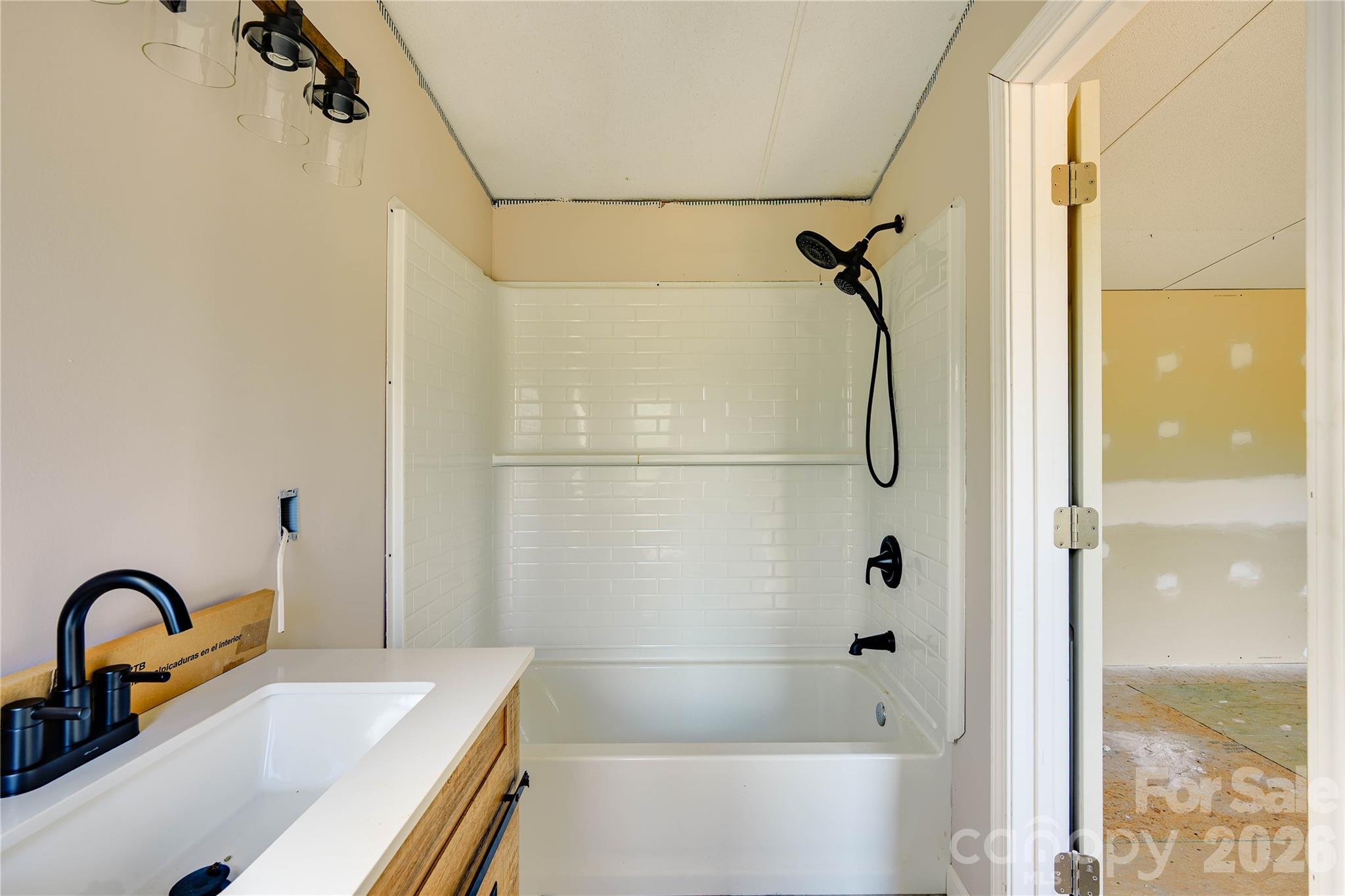 143 W Forest View Lane — Mooresboro