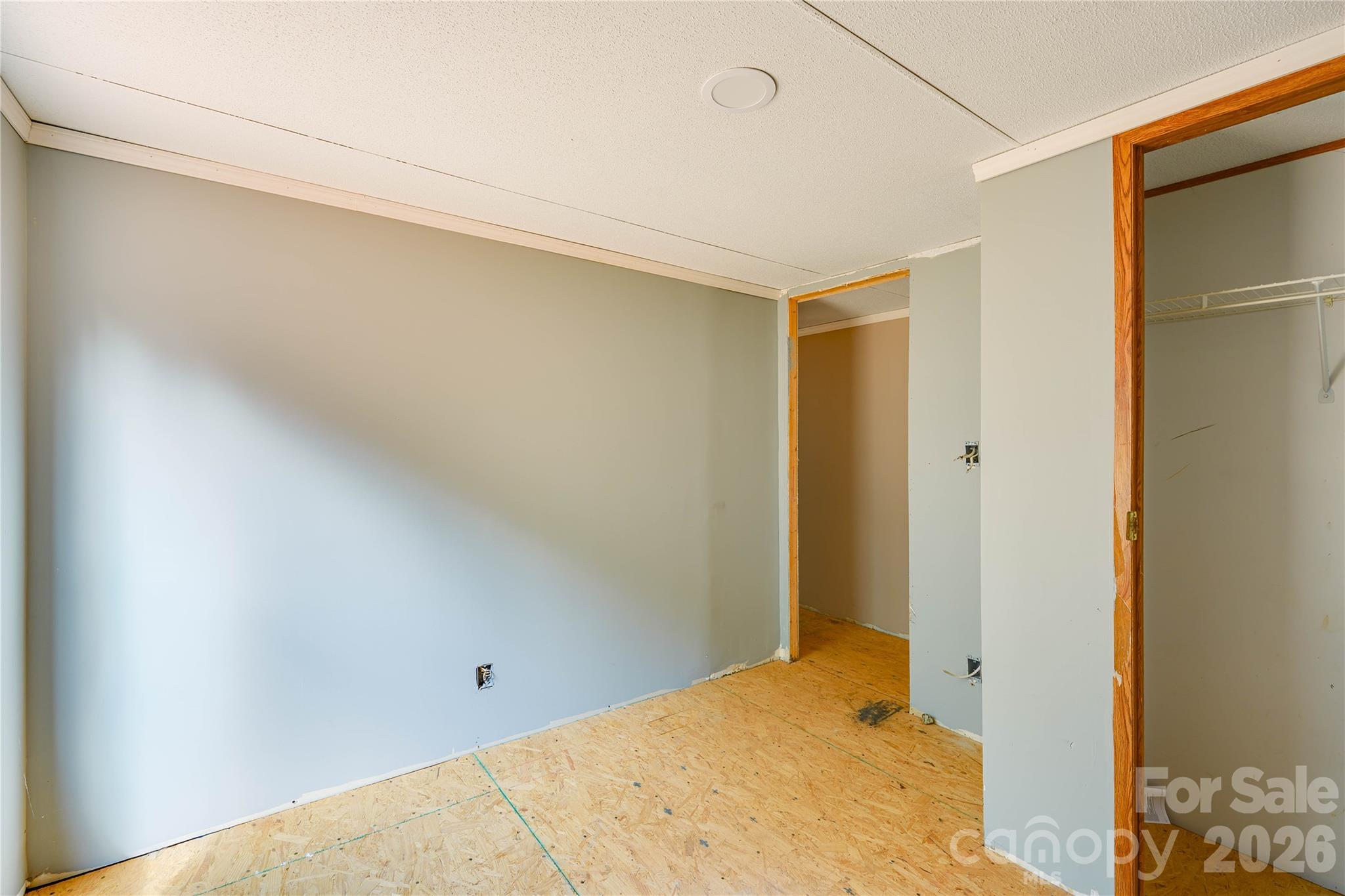 143 W Forest View Lane — Mooresboro