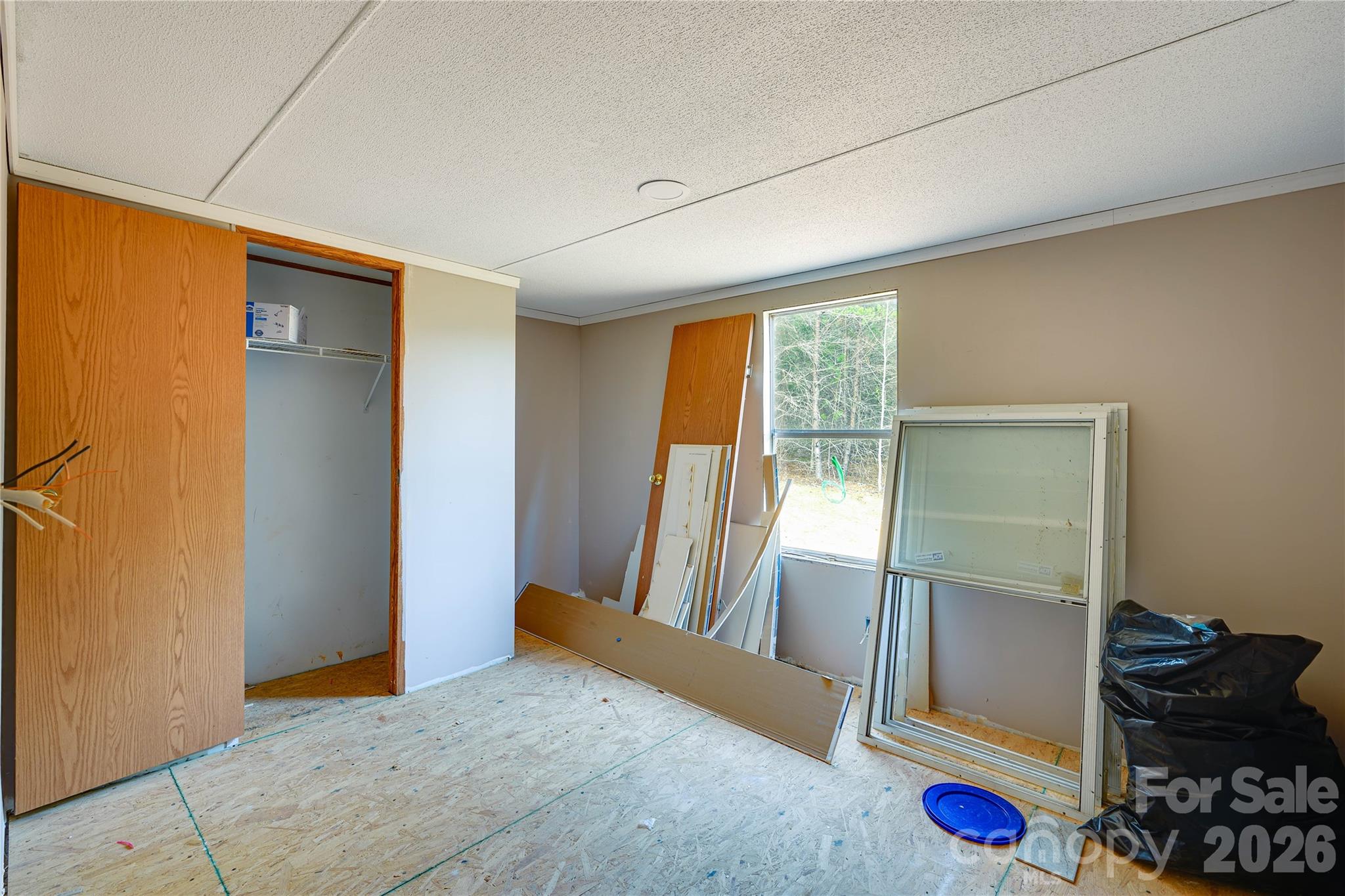143 W Forest View Lane — Mooresboro
