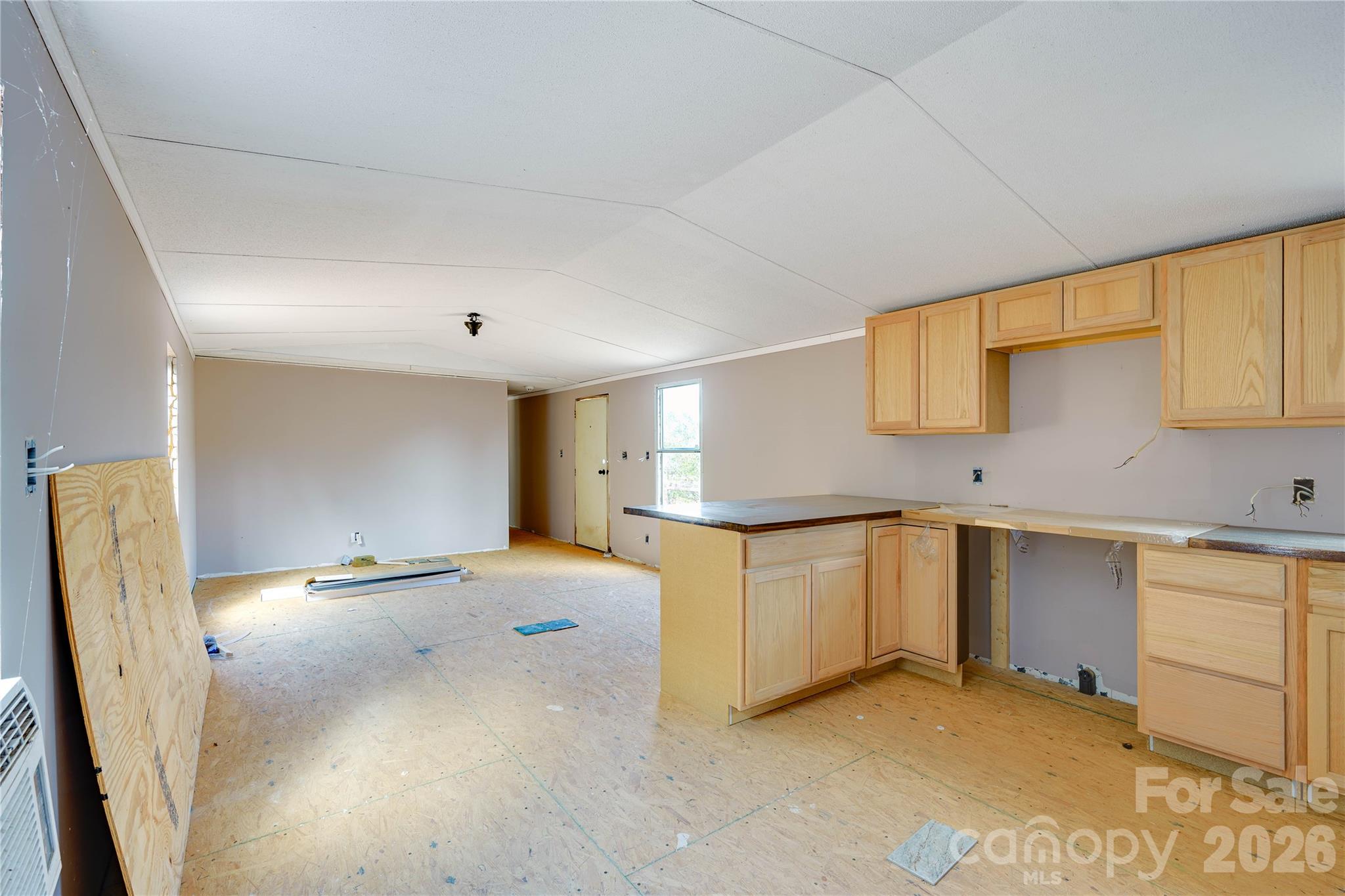 143 W Forest View Lane — Mooresboro