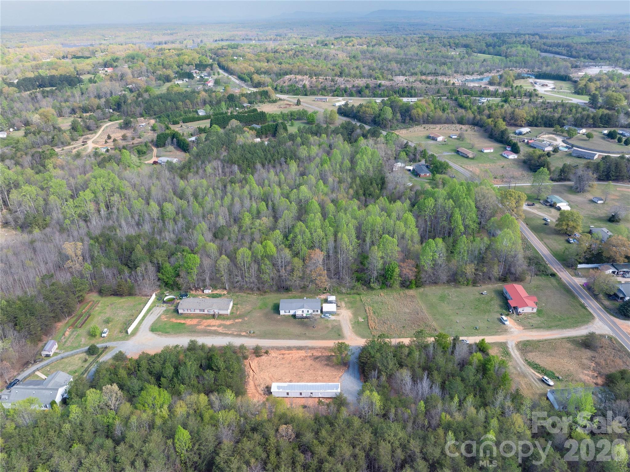 143 W Forest View Lane — Mooresboro