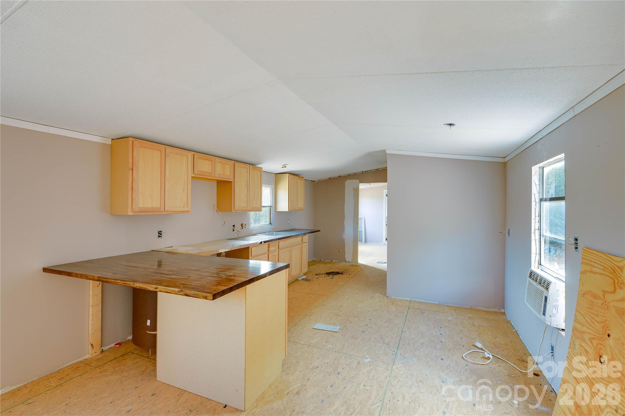 143 W Forest View Lane — Mooresboro