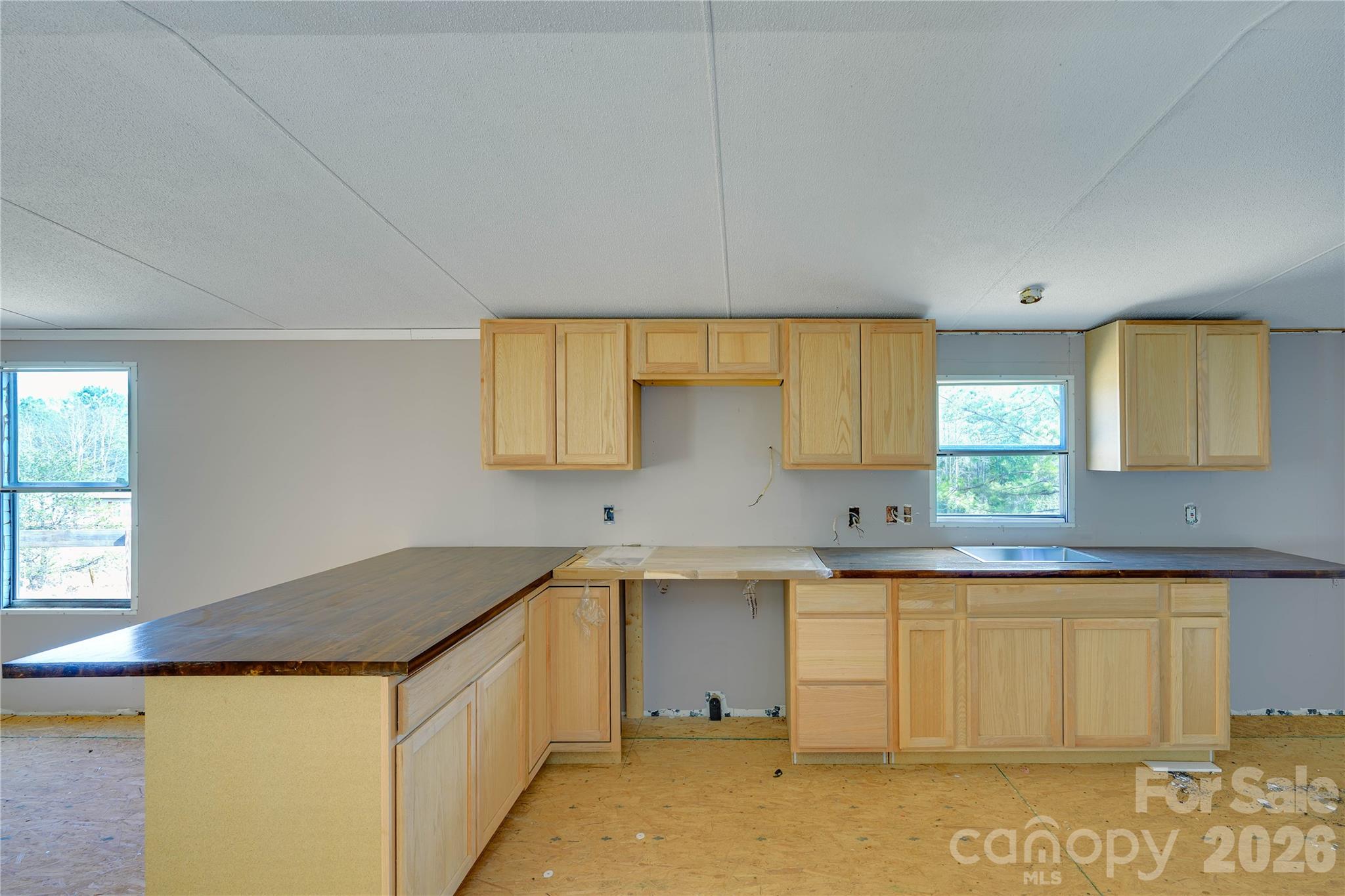 143 W Forest View Lane — Mooresboro