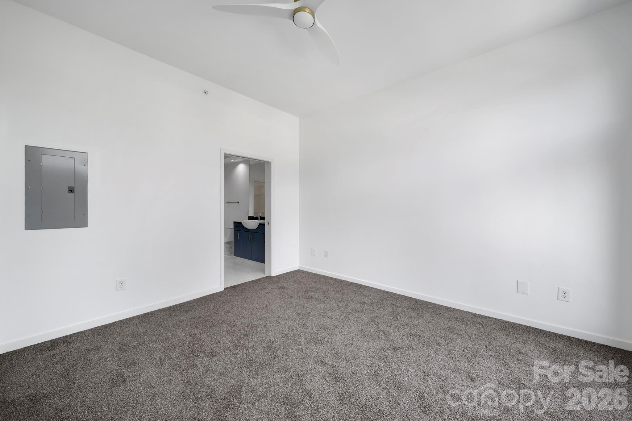 2125 Southend Drive #438 — Charlotte