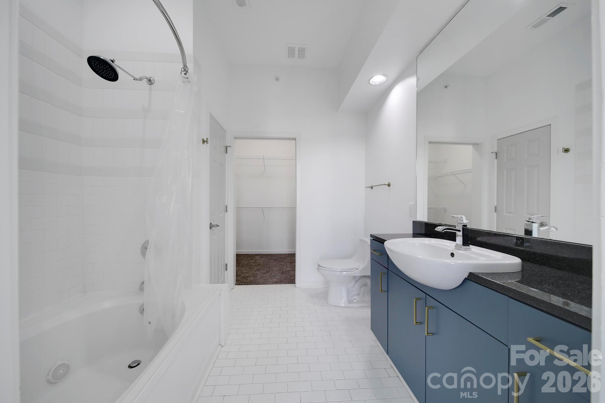 2125 Southend Drive #438 — Charlotte