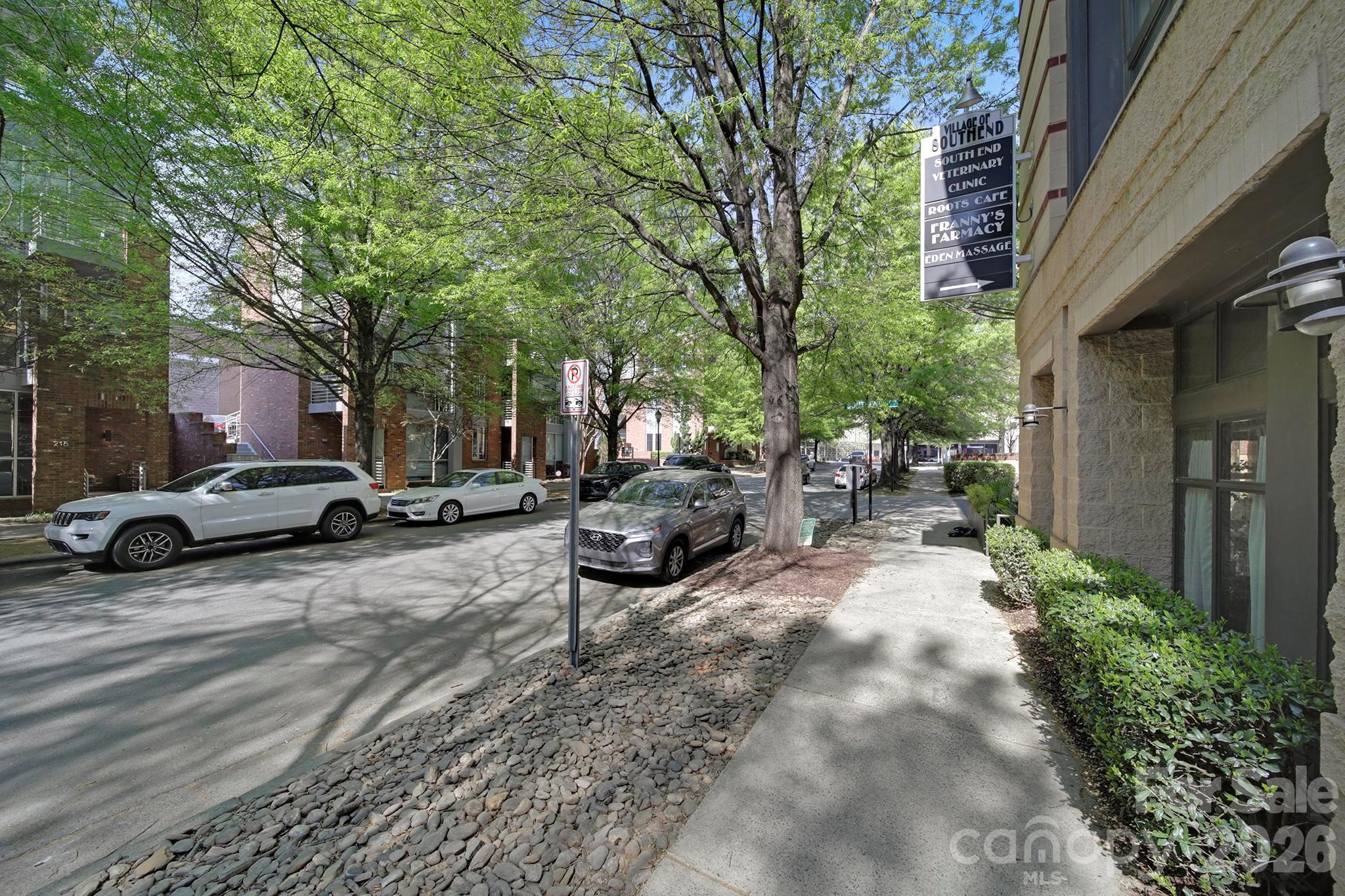 2125 Southend Drive #438 — Charlotte