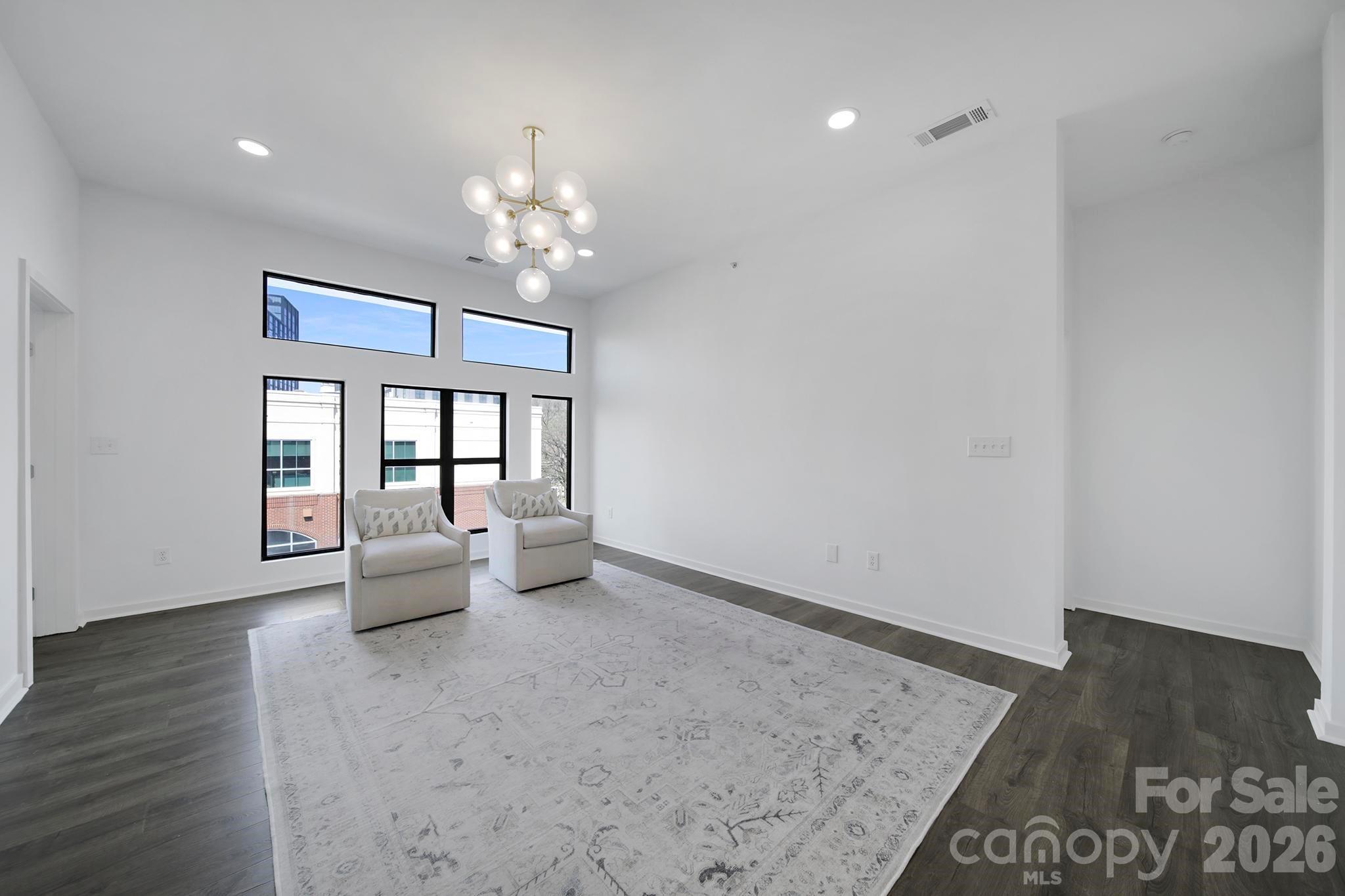2125 Southend Drive #438 — Charlotte