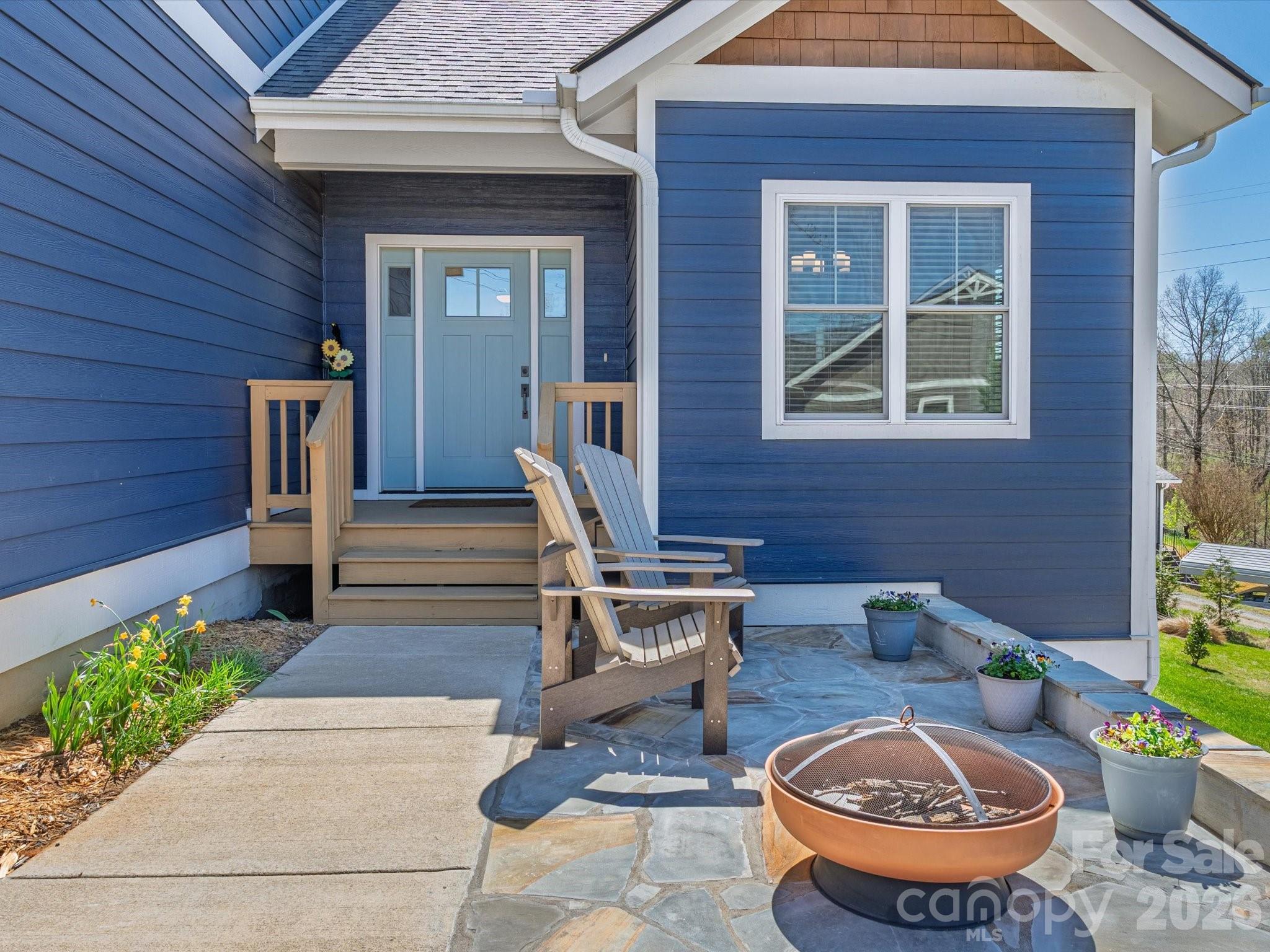 111 Ellis Lane — Arden