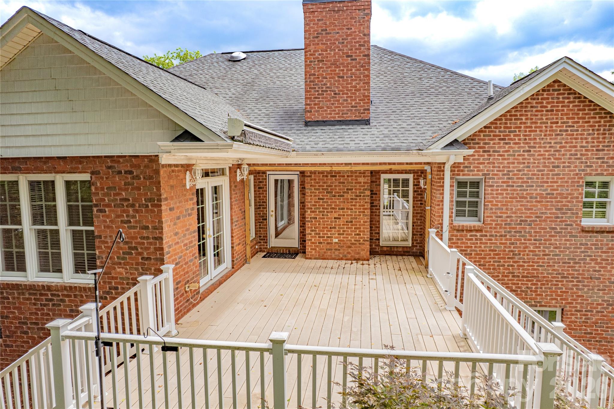 136 Windemere Isle Road — Statesville
