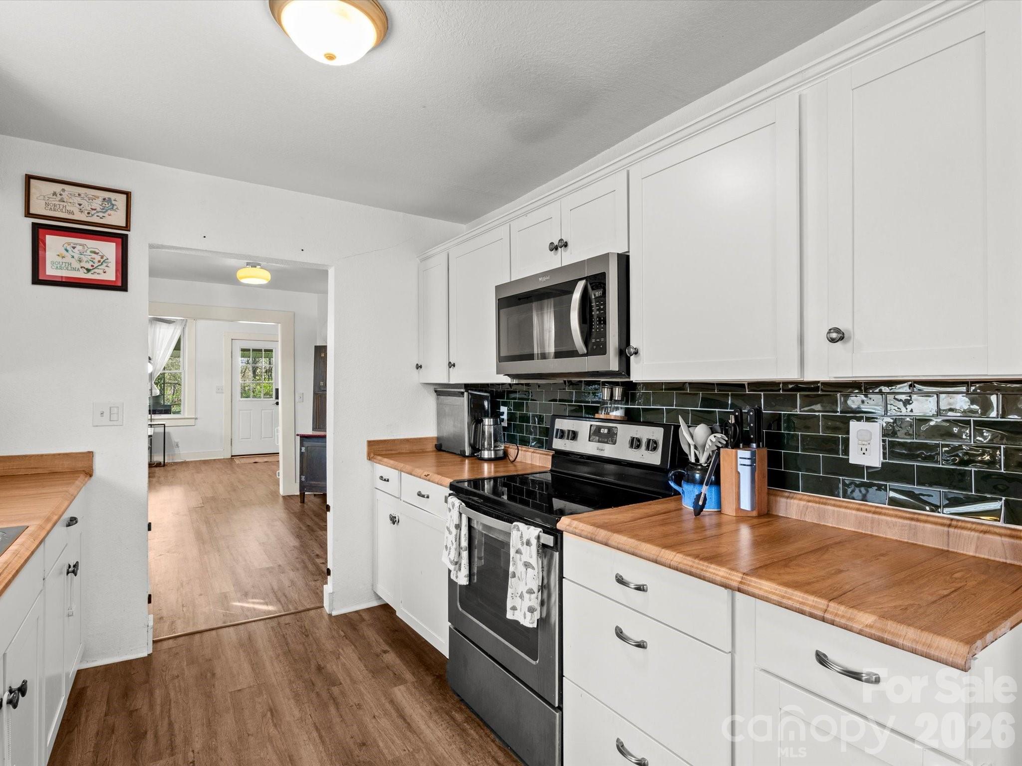 12 Maple Lane — Arden