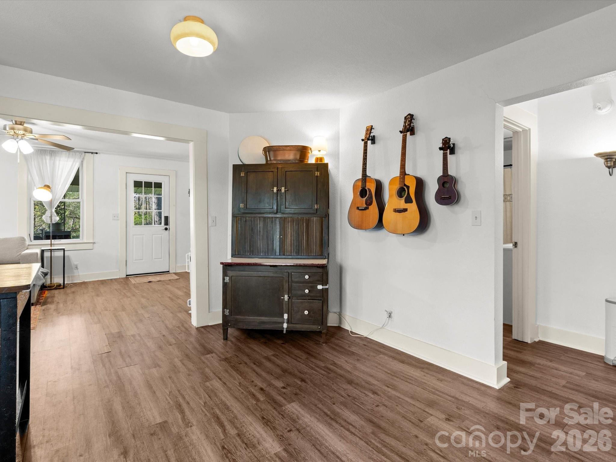 12 Maple Lane — Arden
