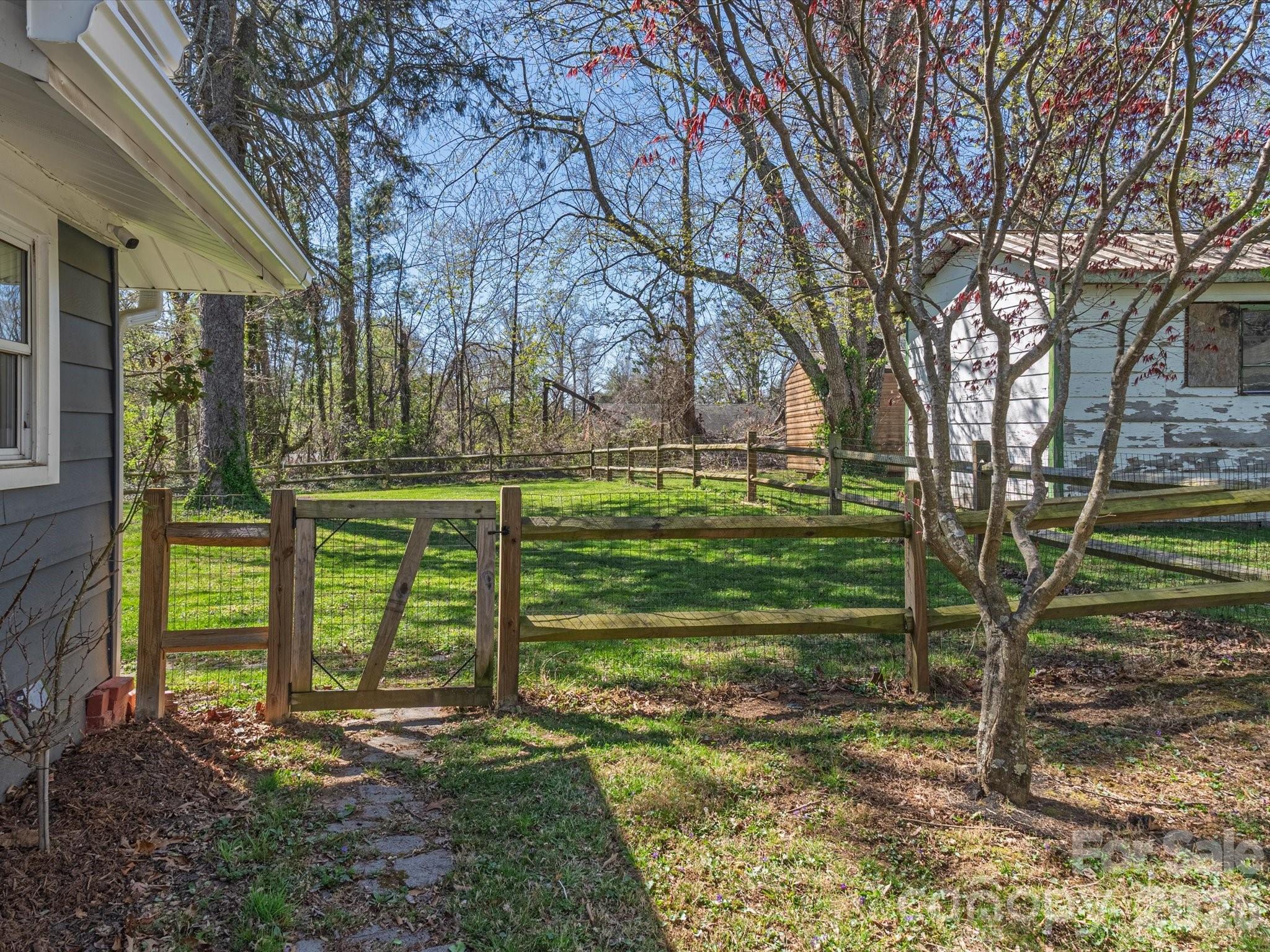 12 Maple Lane — Arden