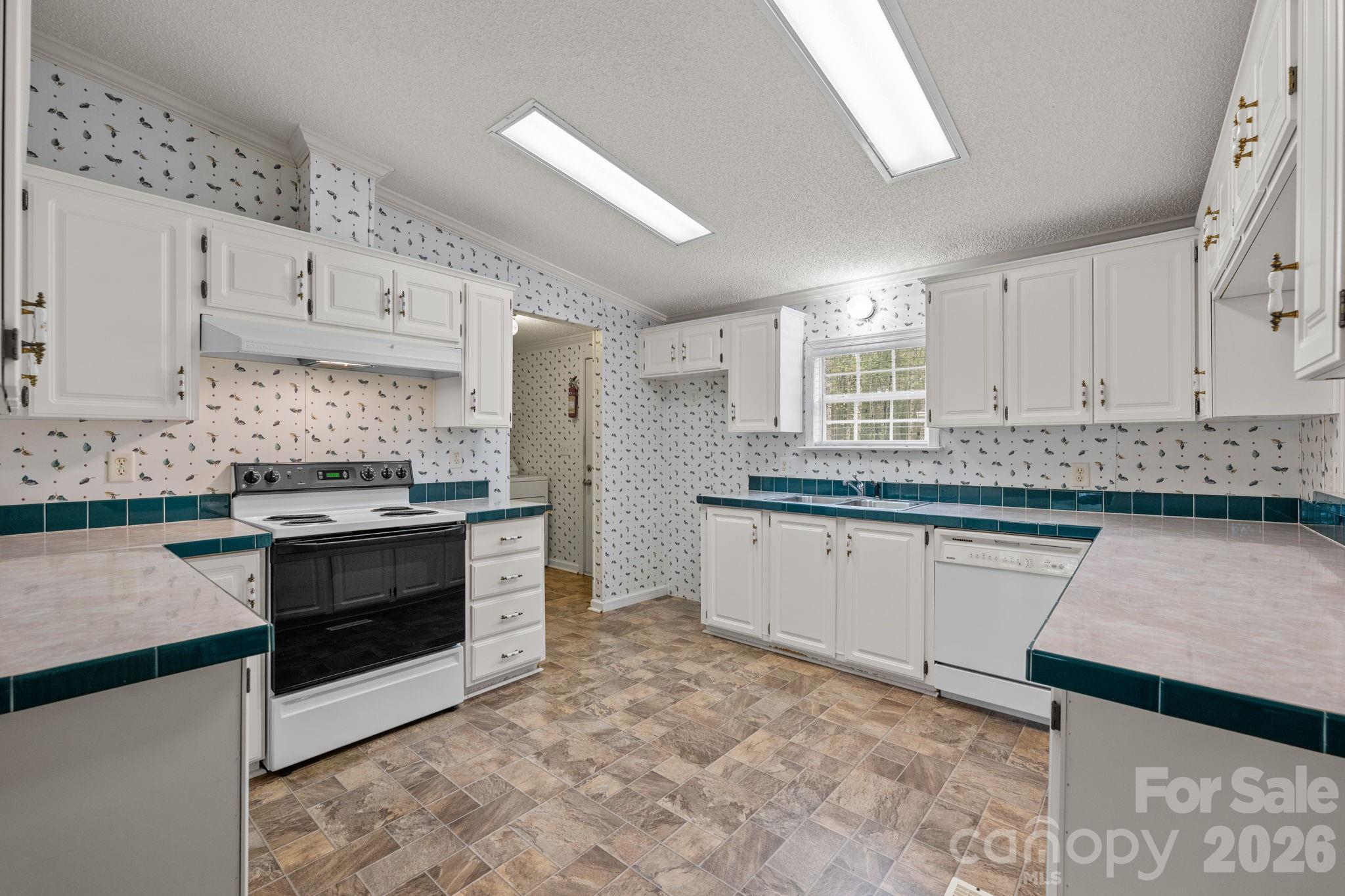 1626 NC HWY 704 Highway E — Lawsonville