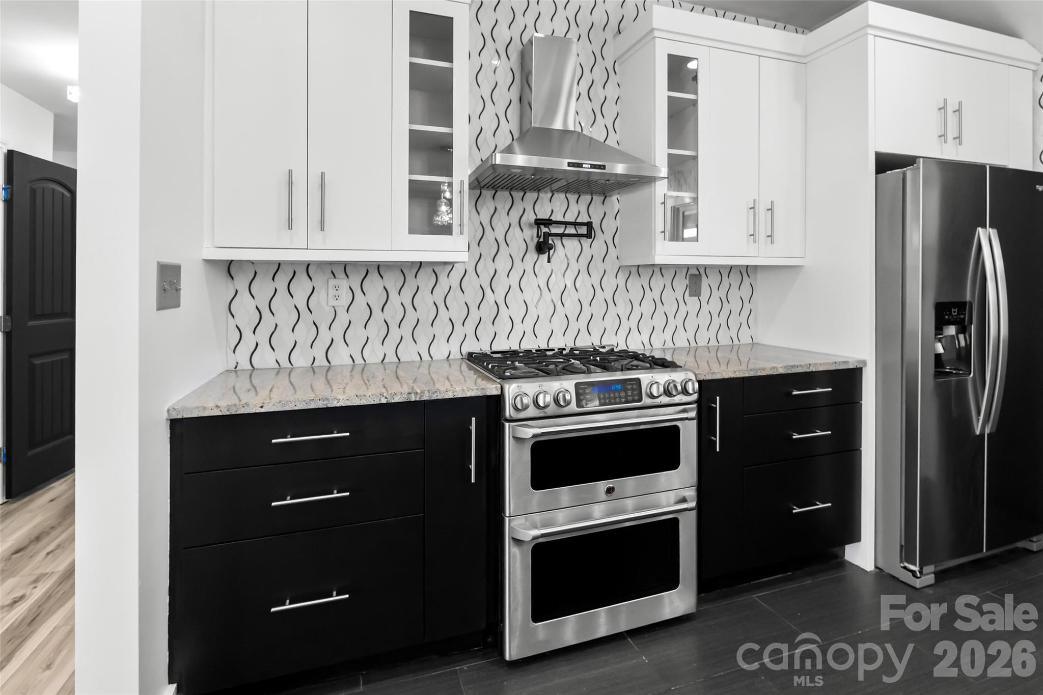 2248 Willie Usher Road — Lancaster