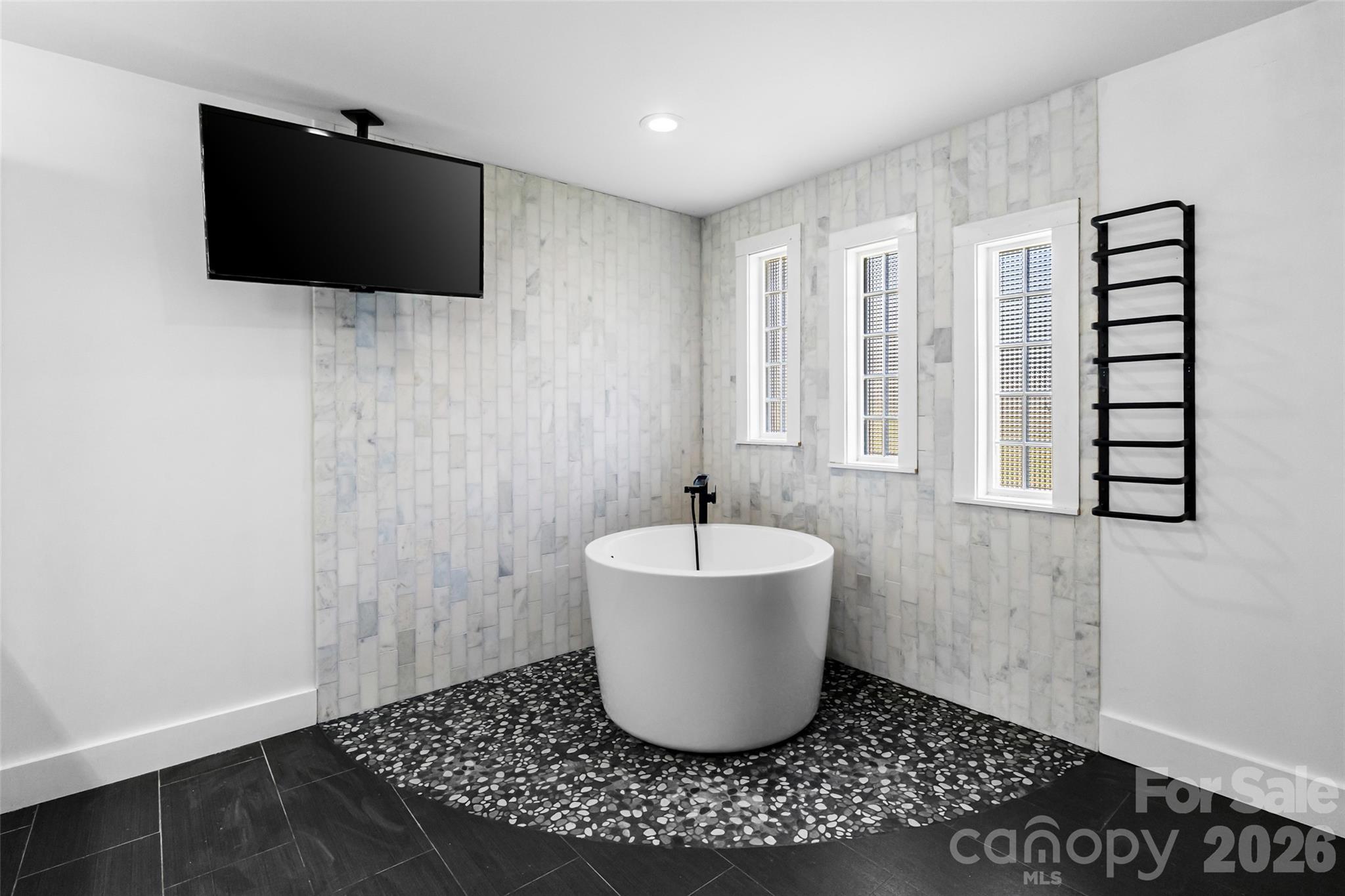 2248 Willie Usher Road — Lancaster